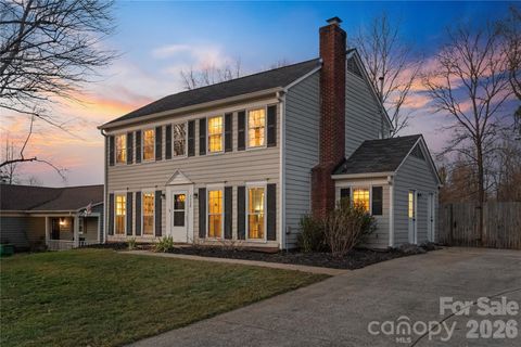 5528 Doverstone Court Charlotte NC 28208