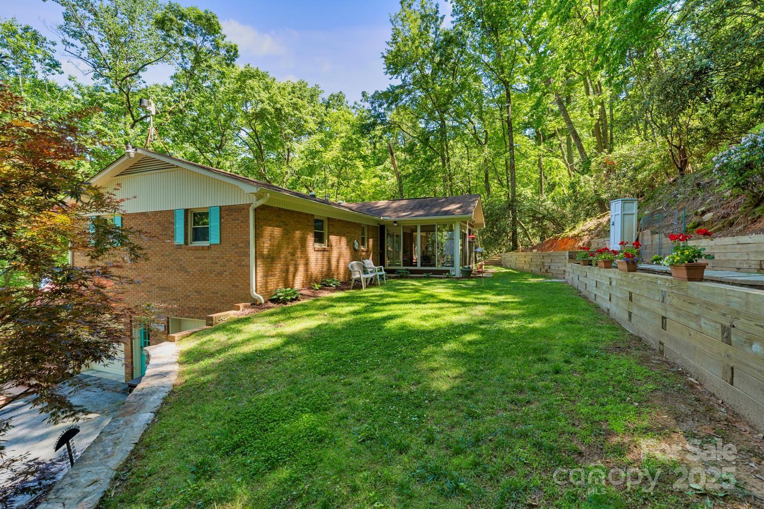 230 Turtle Lane