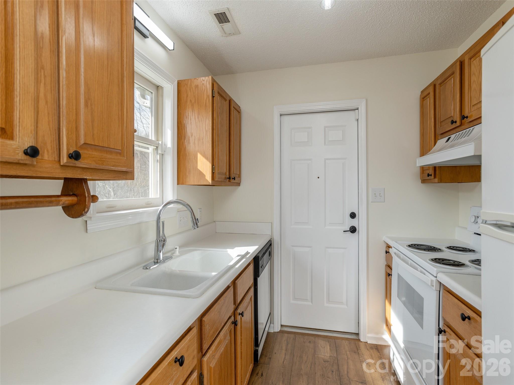 The Hills At Averys Creek - Residential