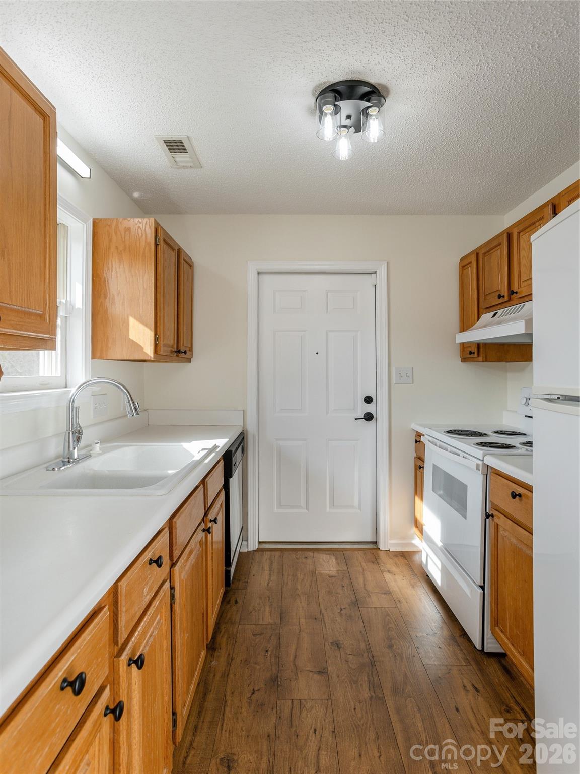 The Hills At Averys Creek - Residential