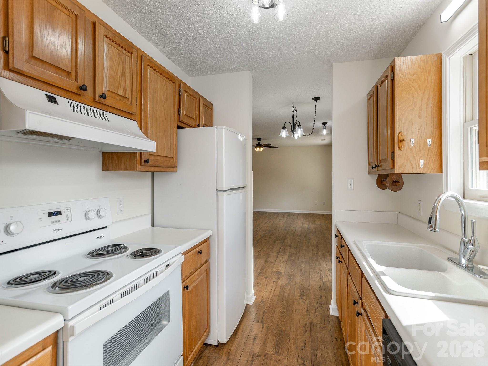 The Hills At Averys Creek - Residential