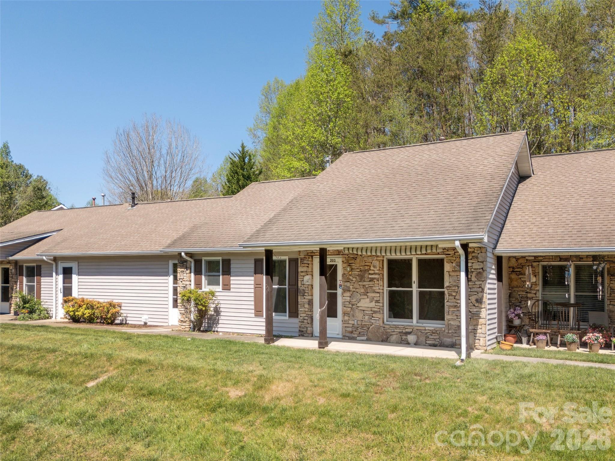 The Hills At Averys Creek - Residential