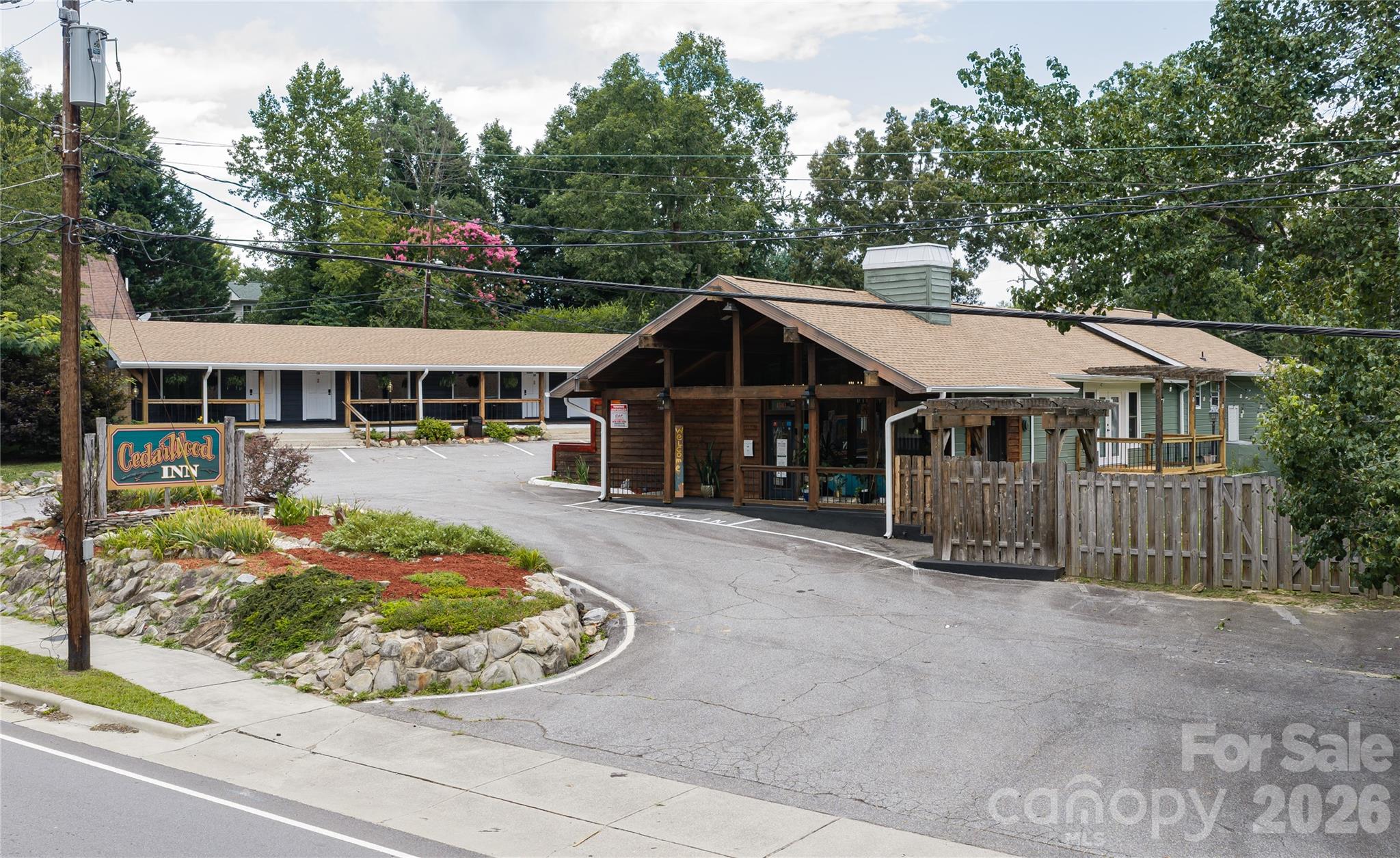 1510 Greenville Highway