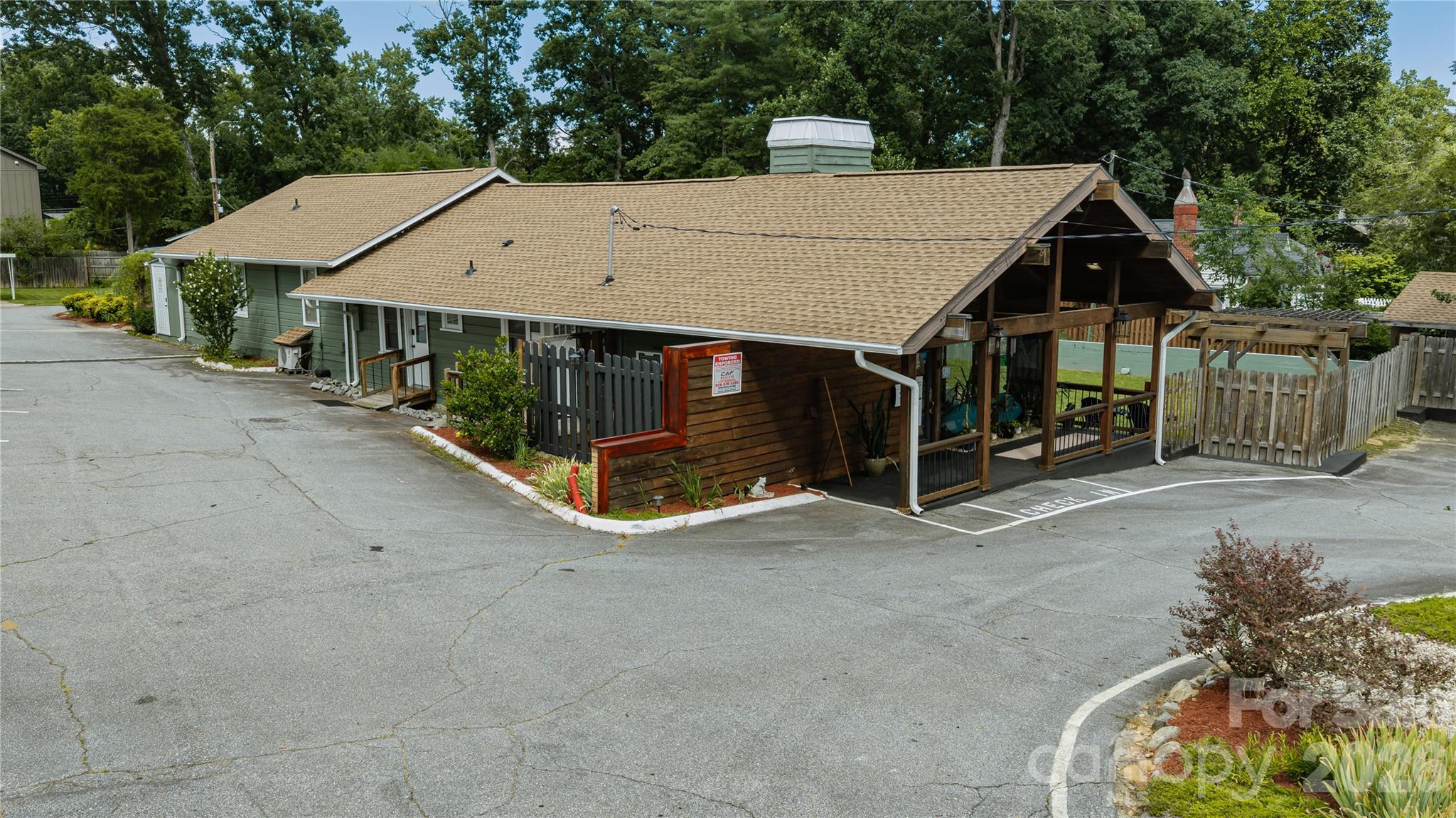 1510 Greenville Highway