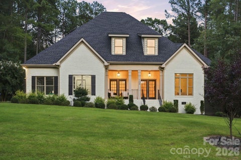 Photo of 108 Dunn Ross Court, Mooresville, NC 28117 (MLS # 4422425)