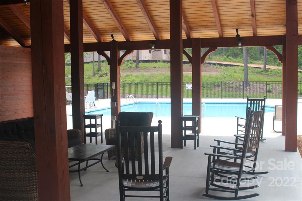 The Waterfront Club - Land