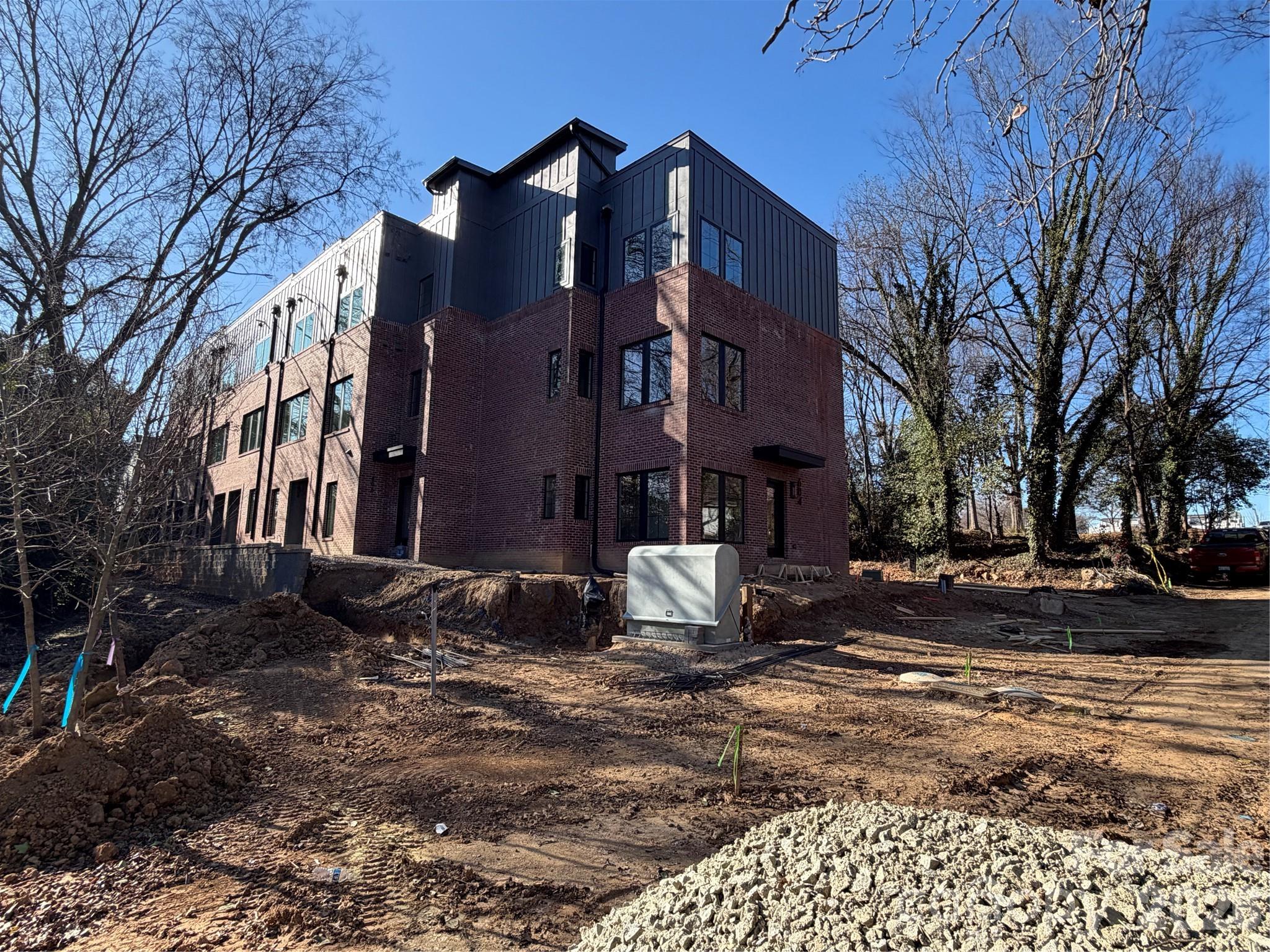 East 16th Street Townhomes - Residential
