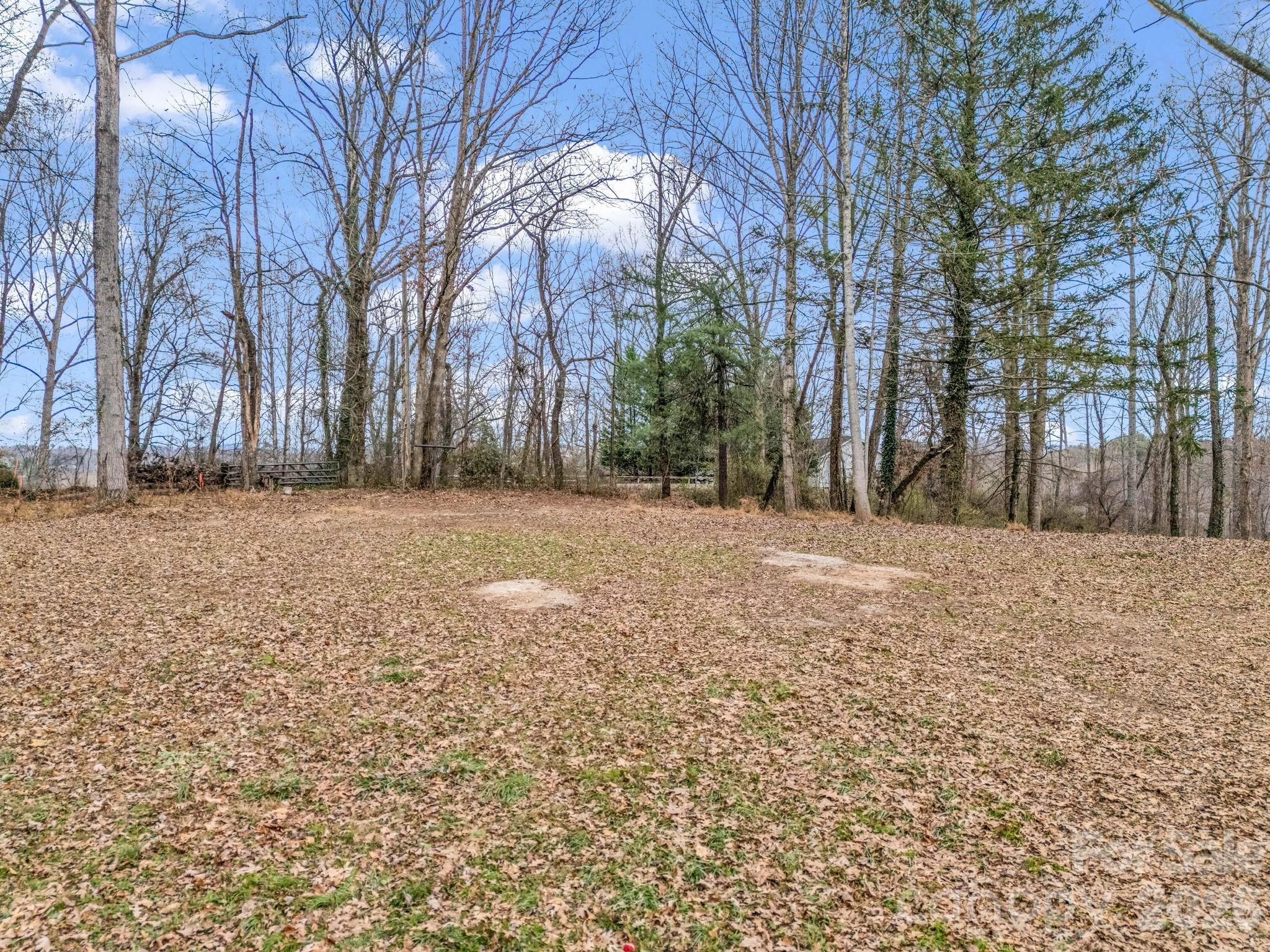 660 & 9999 Glenn Bridge Road