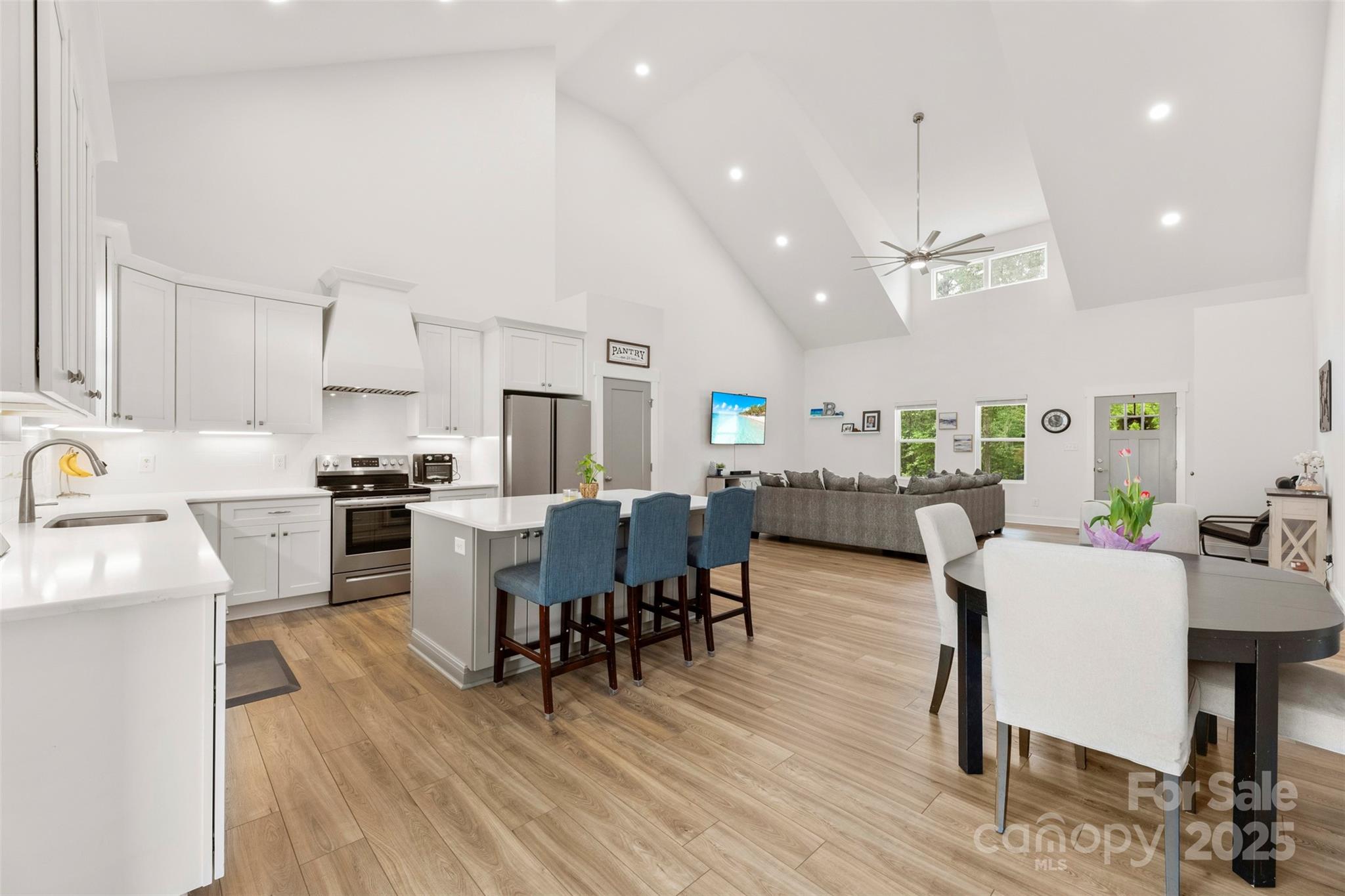 Lakehaven Estates - Residential