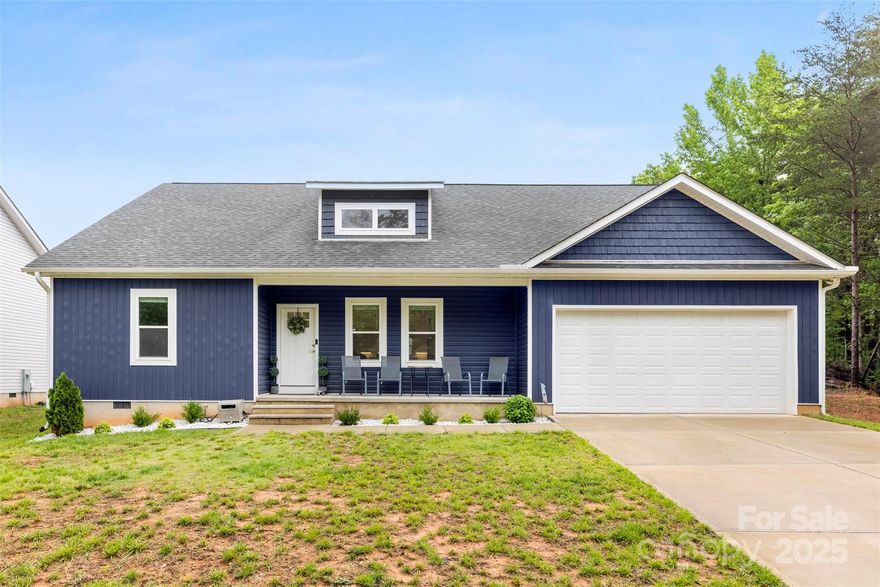 Welcome to 7683 Sarah Drive, a beautifully maintained home nestled in the heart of Denver, NC! This charming property features an inviting open floor plan that's perfect for both everyday living and entertaining. The spacious living area flows seamlessly into the dining space and kitchen, creating a bright and airy atmosphere. Vaulted ceilings enhance the sense of space and bring in an abundance of natural light, giving the home a warm and welcoming feel. Whether you're relaxing at home or hosting guests, you'll love the comfort and versatility this layout provides. Don’t miss your chance to make this exceptional home yours—schedule your showing today!

Sellers are currently under contract on a new construction home and aiming to coordinate a move-in date for August. They are flexible and open to options including a leaseback or an extended closing date to accommodate buyers' needs.