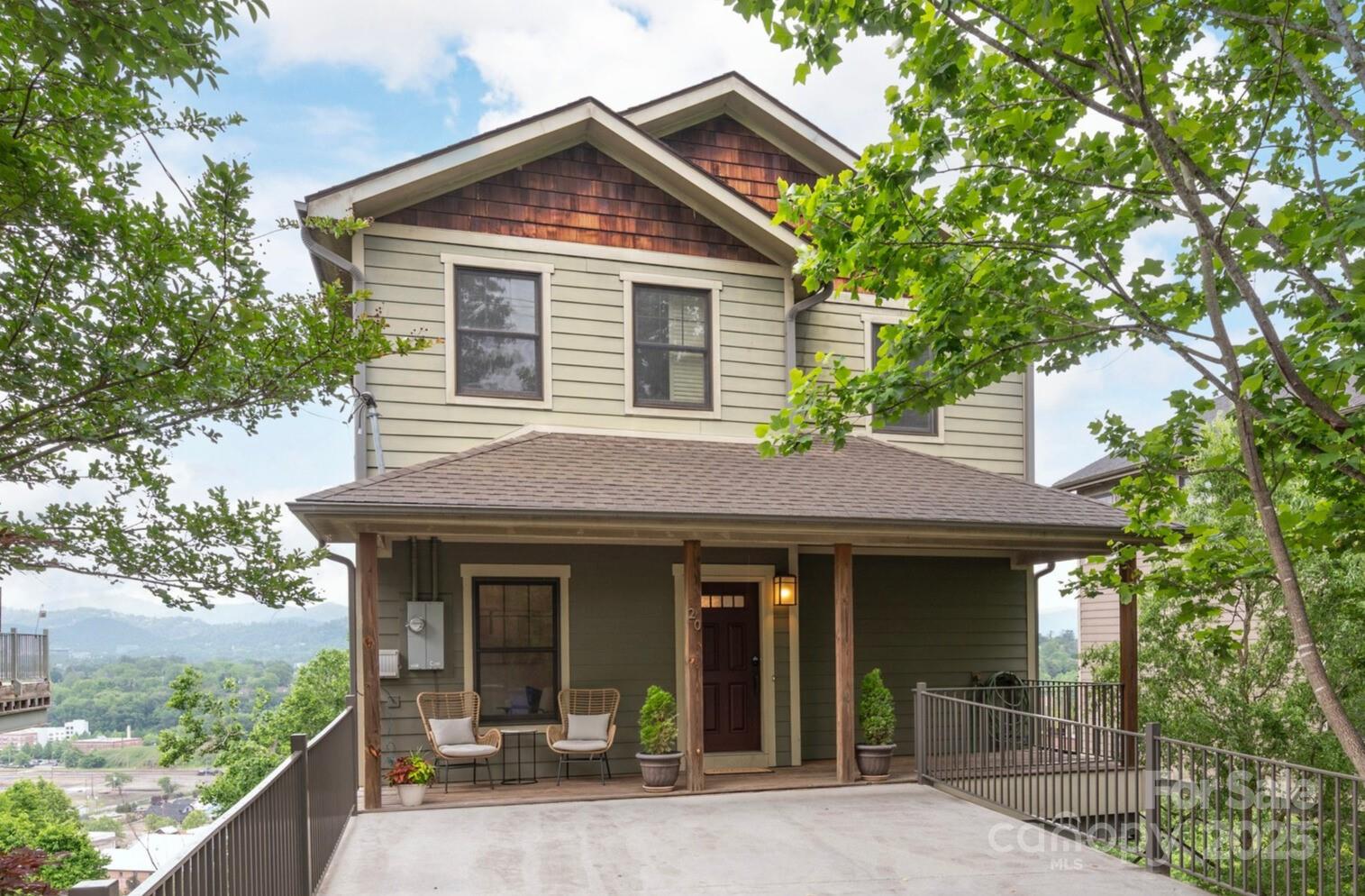 20 Grandview Drive