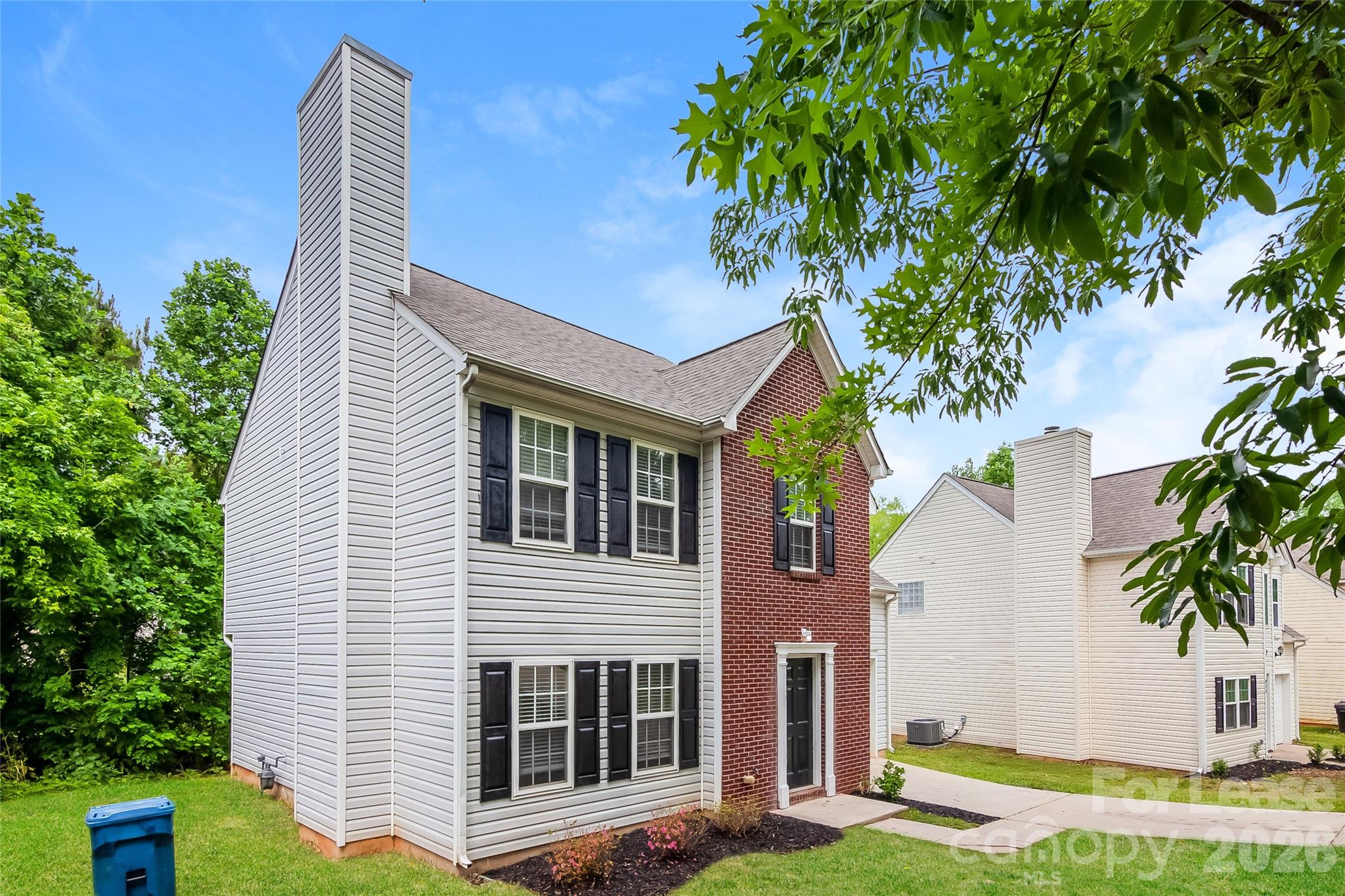 911 Grass Hollow Court