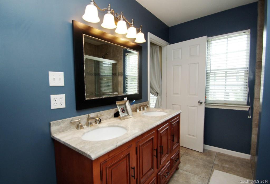 Brandon Oaks - Residential