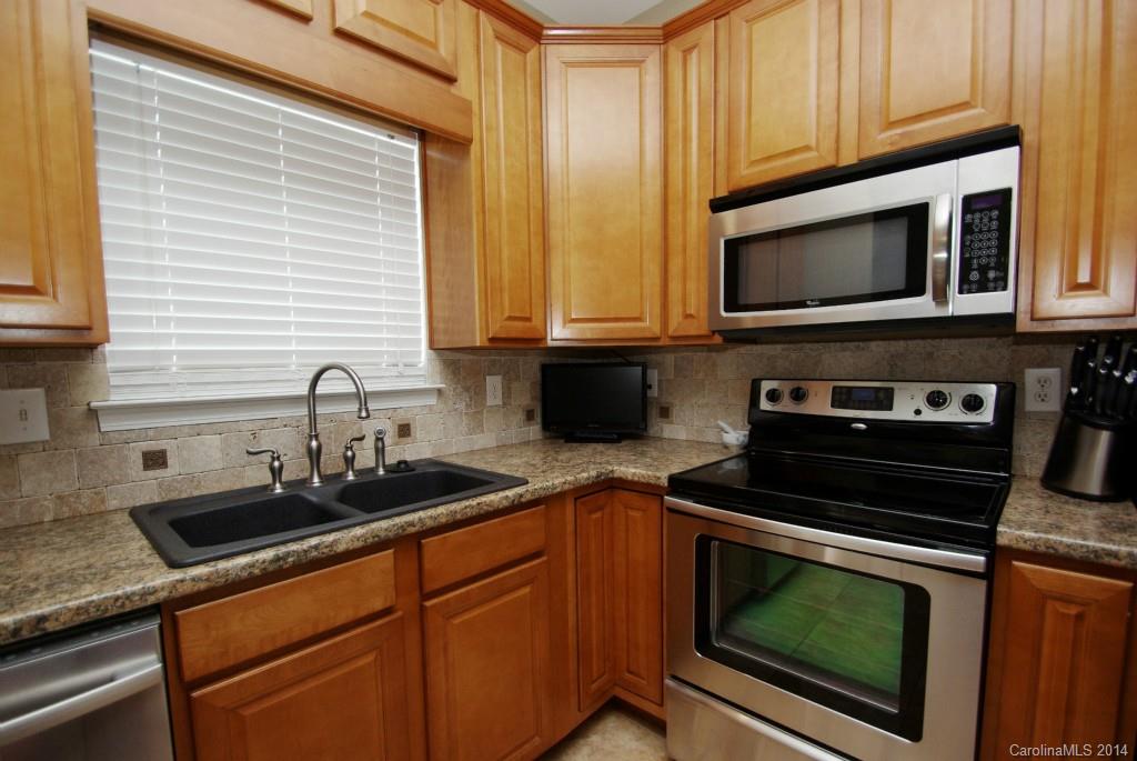 Brandon Oaks - Residential