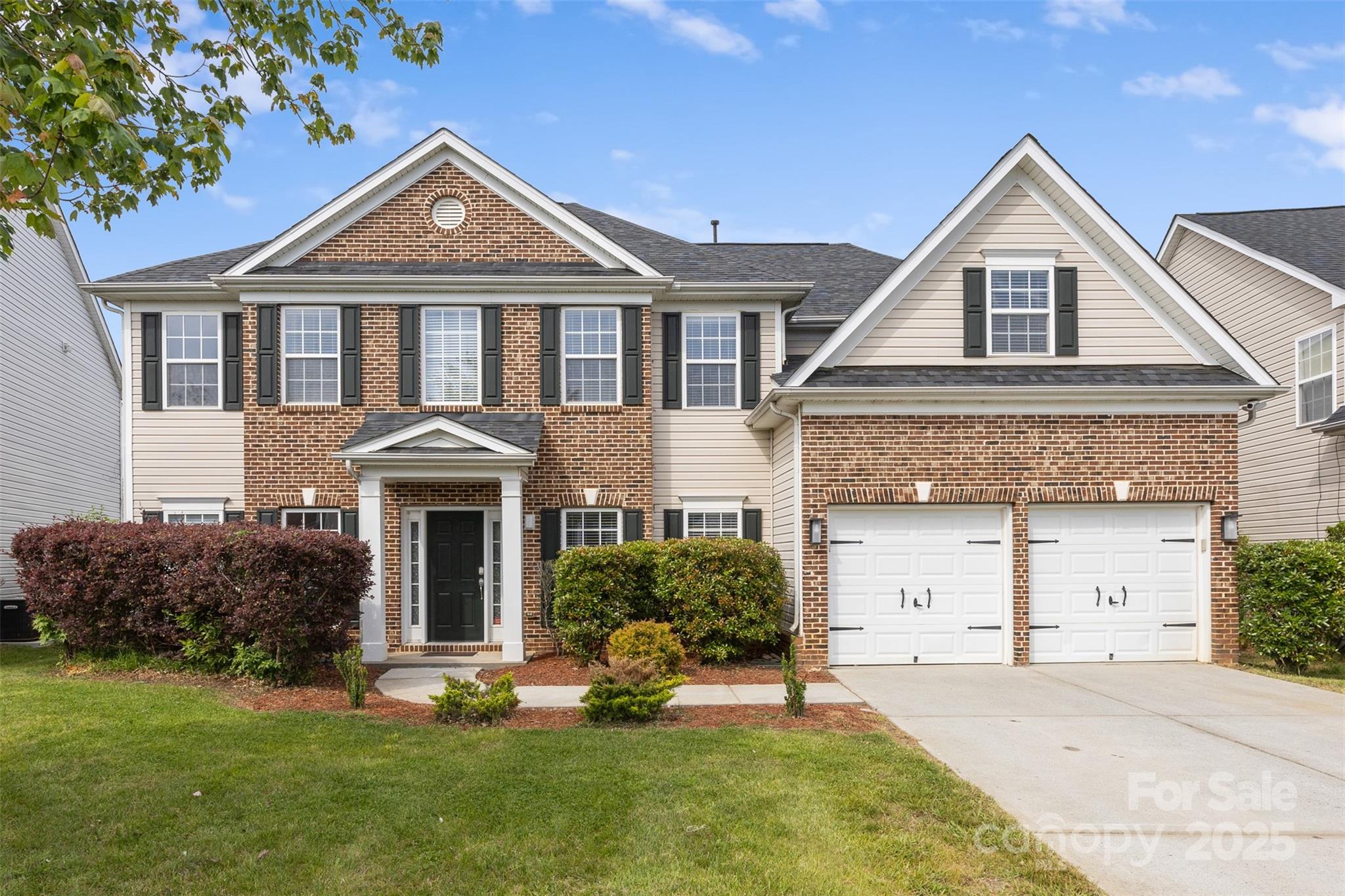 Moss Creek Village - Residential