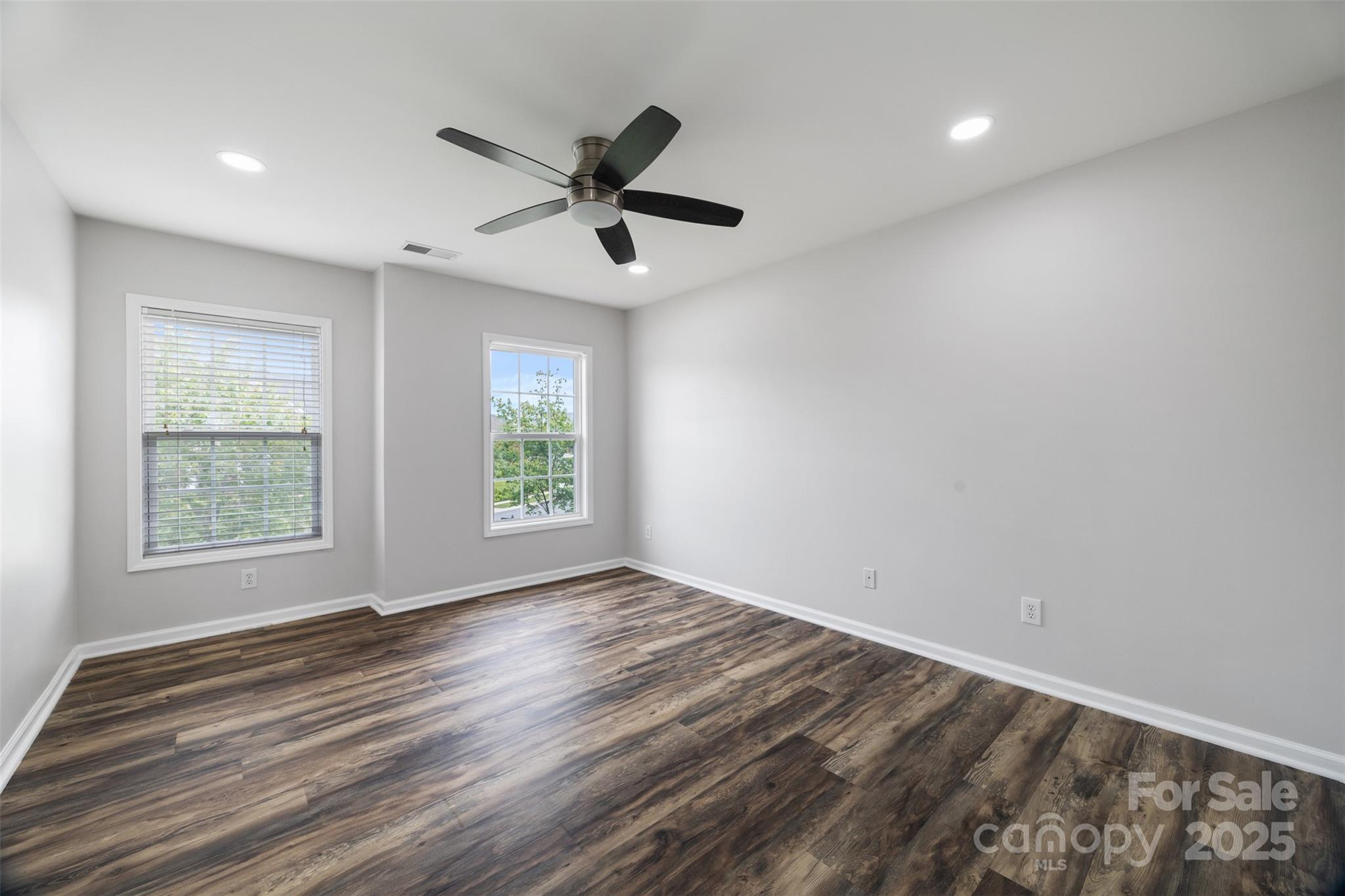 Moss Creek Village - Residential