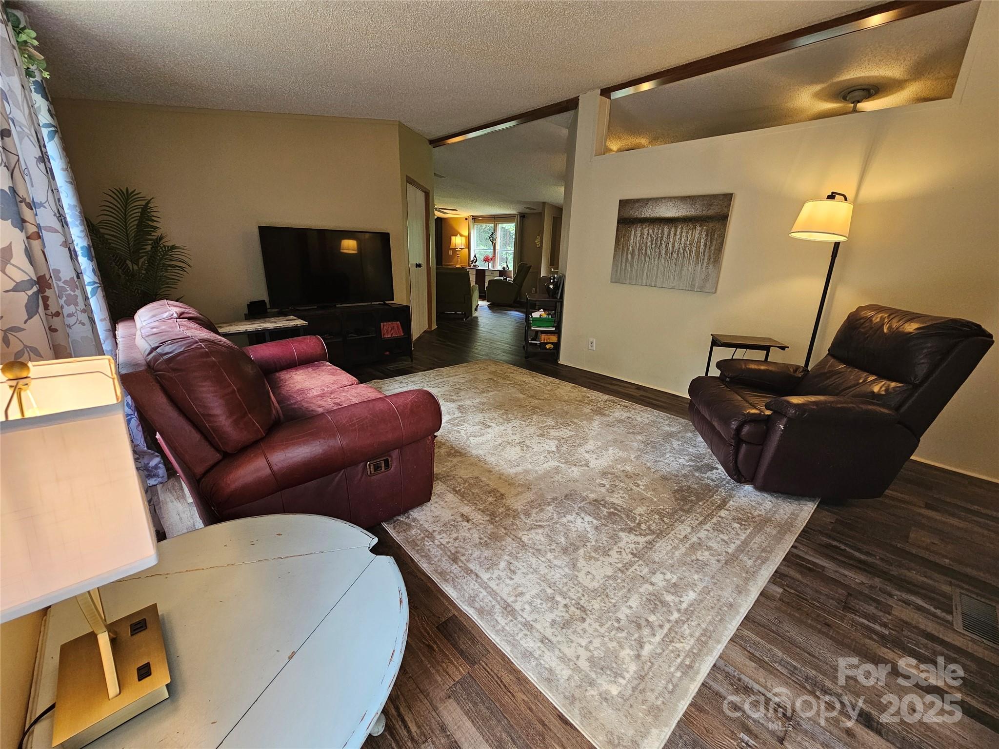 5062 Taylor Farm Road