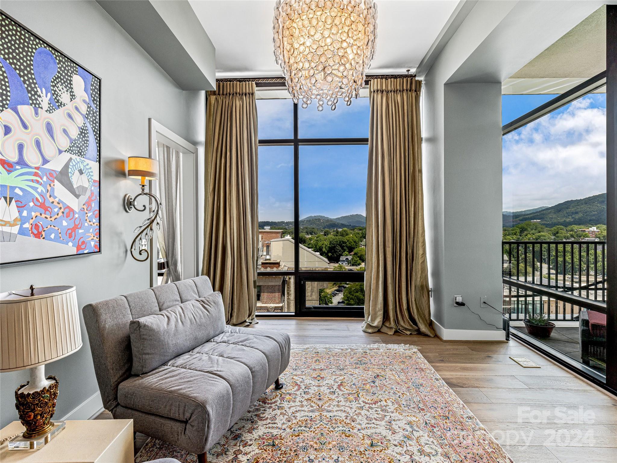 60 North Market - Residential