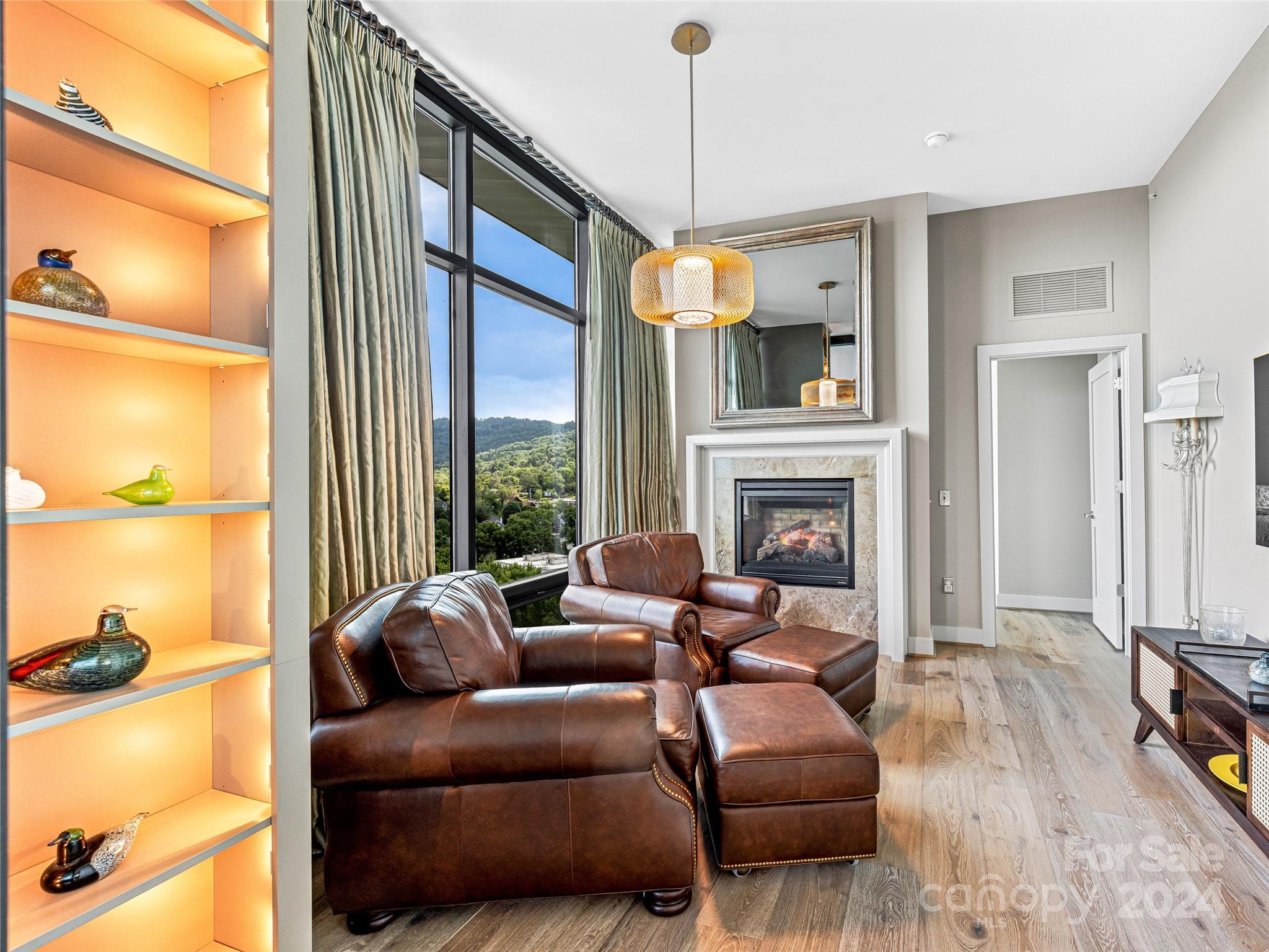 60 North Market - Residential