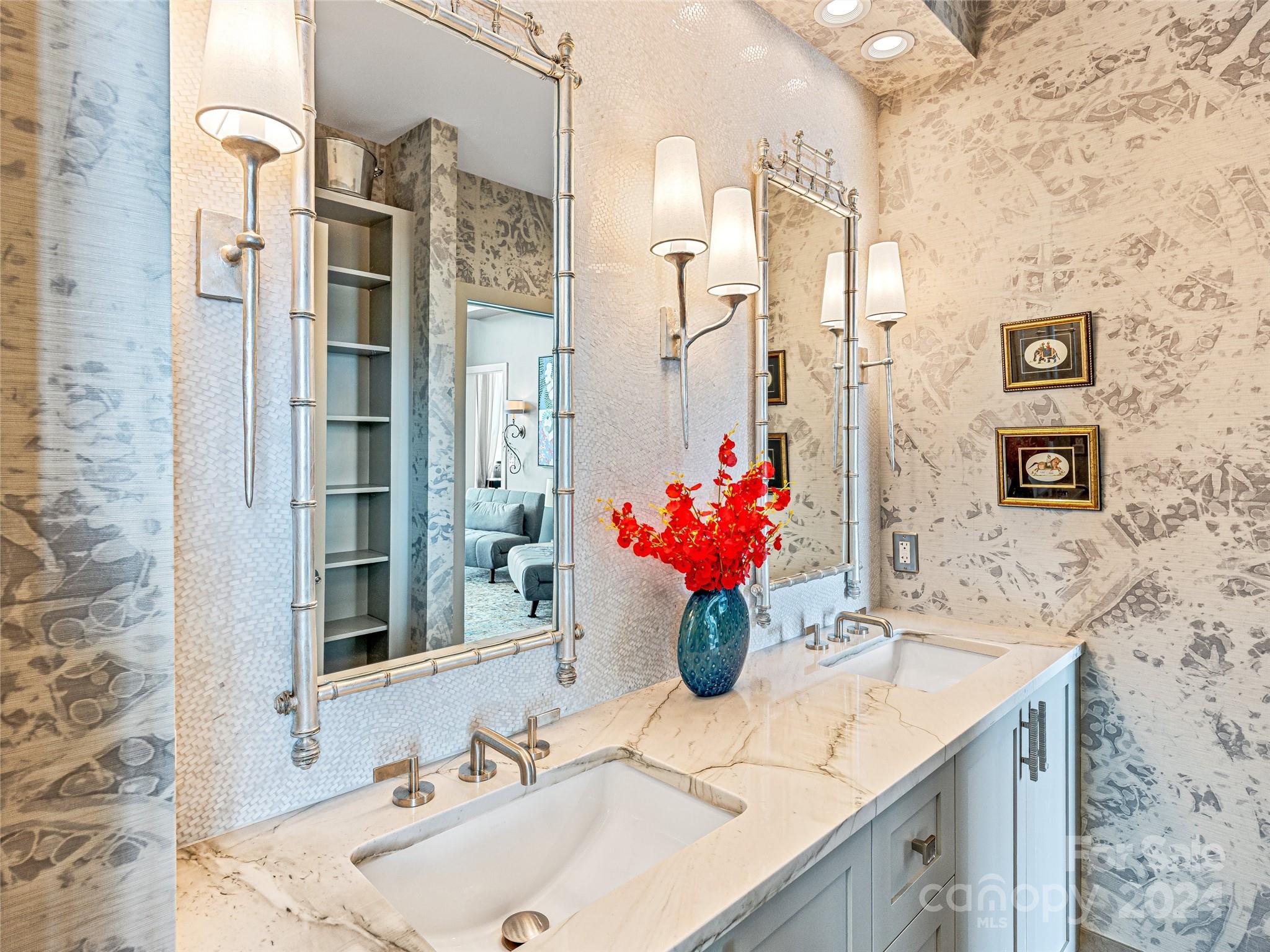 60 North Market - Residential