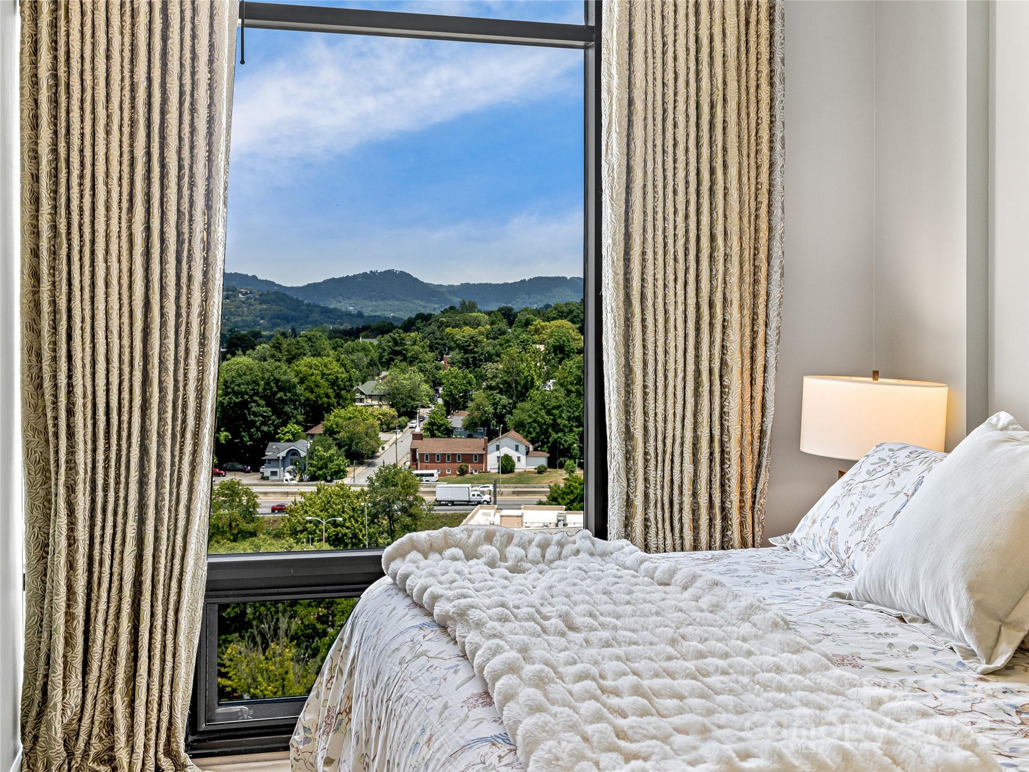 60 North Market - Residential