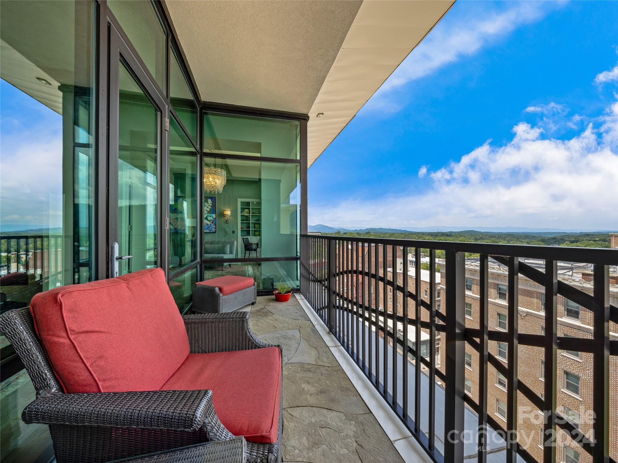 60 North Market - Residential