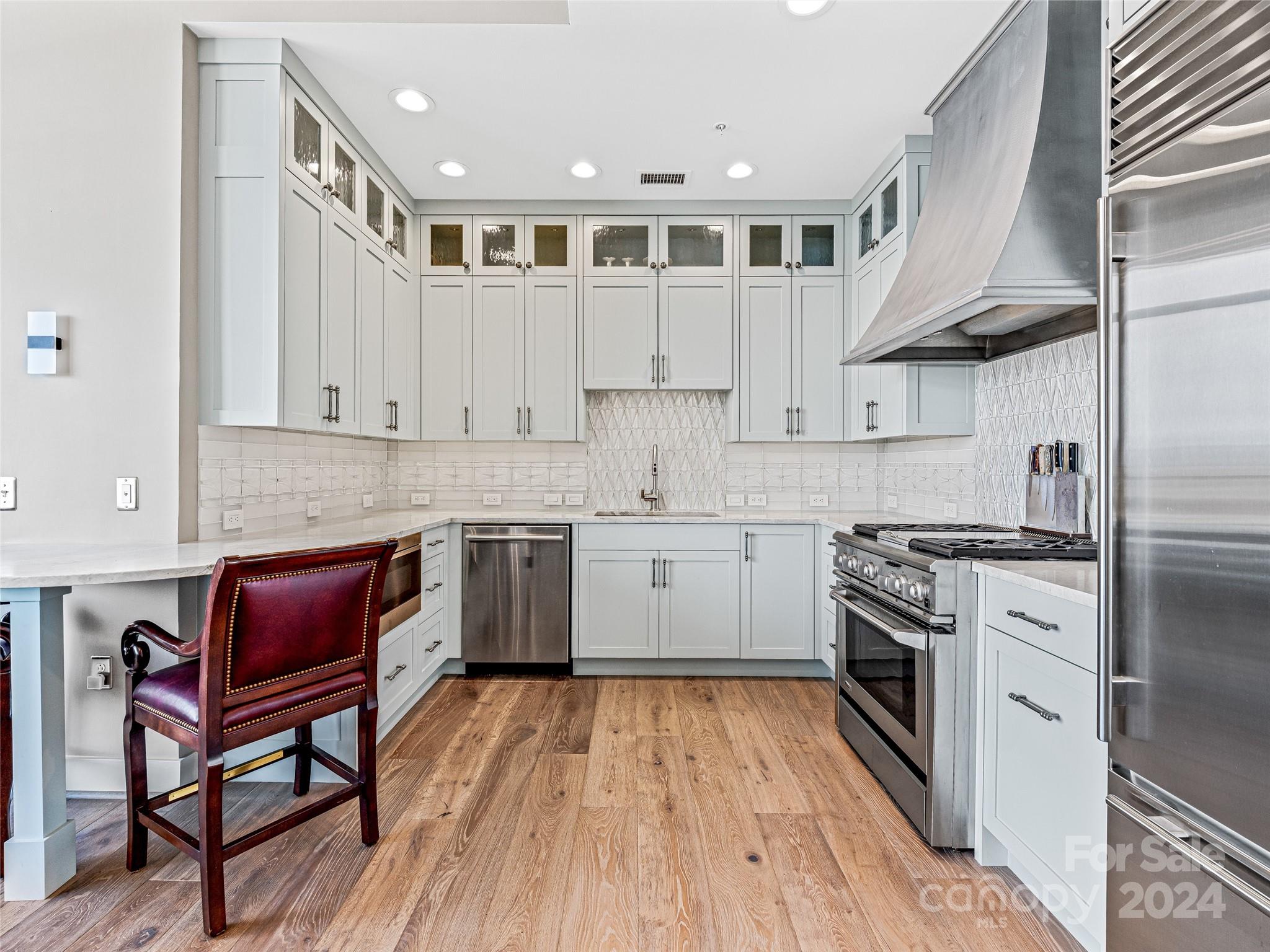 60 North Market - Residential