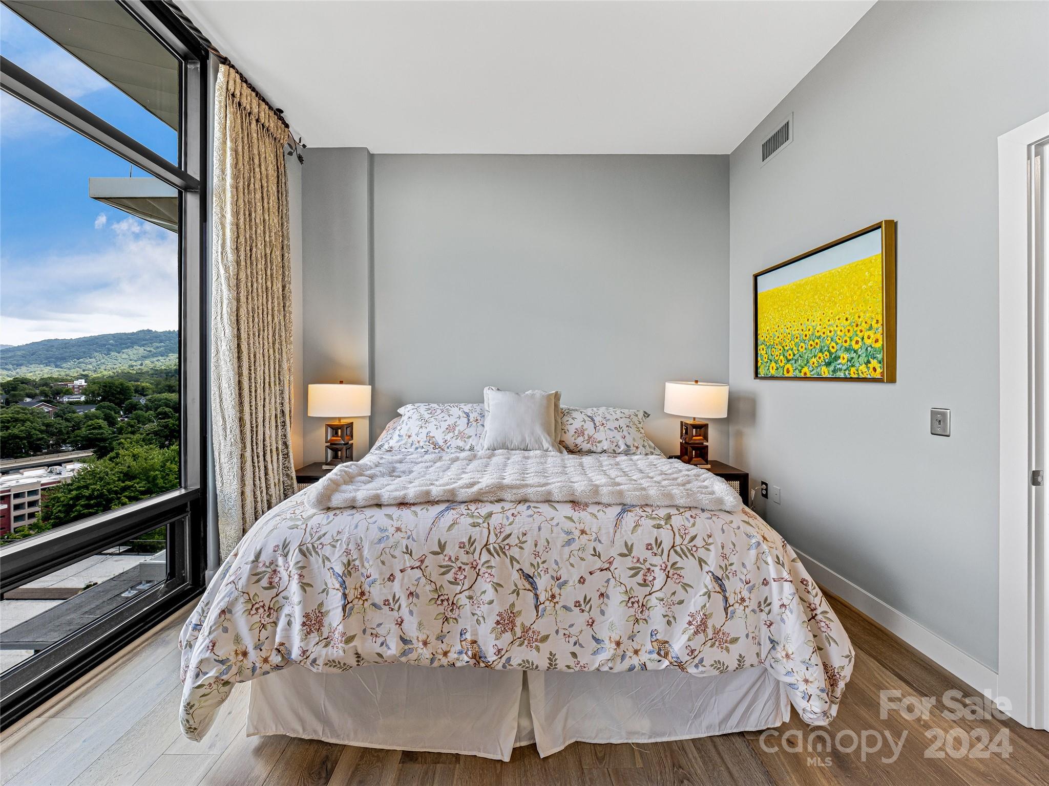 60 North Market - Residential