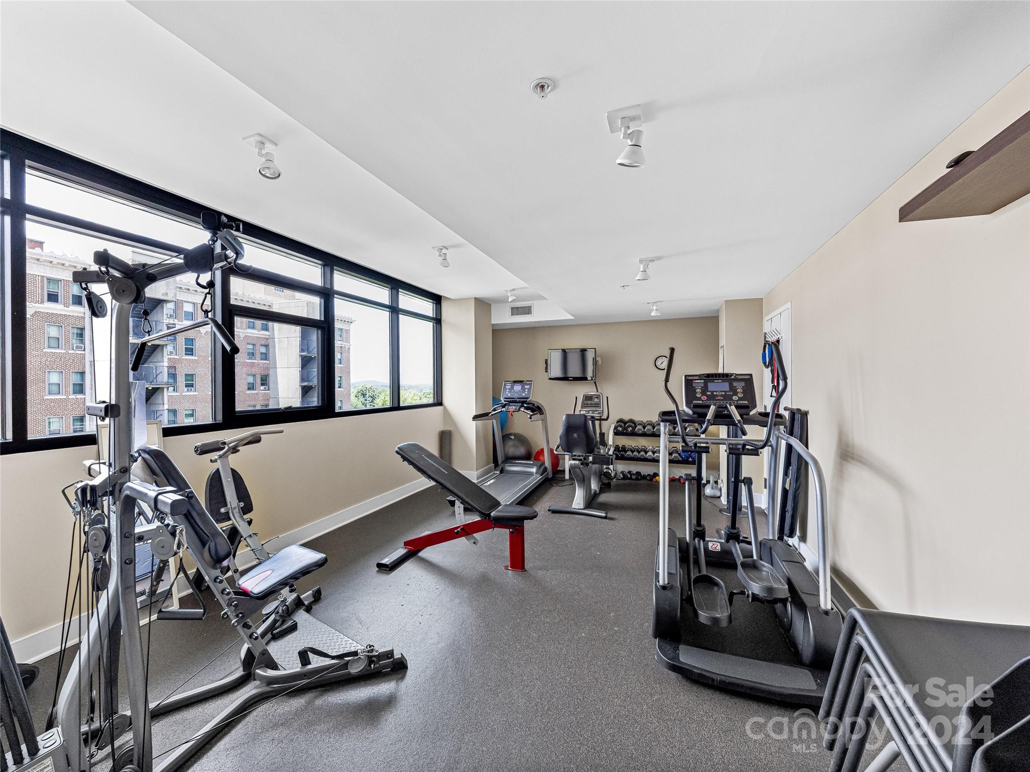 60 North Market - Residential