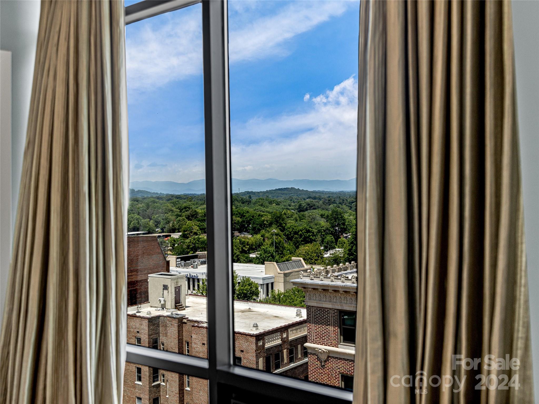 60 North Market - Residential