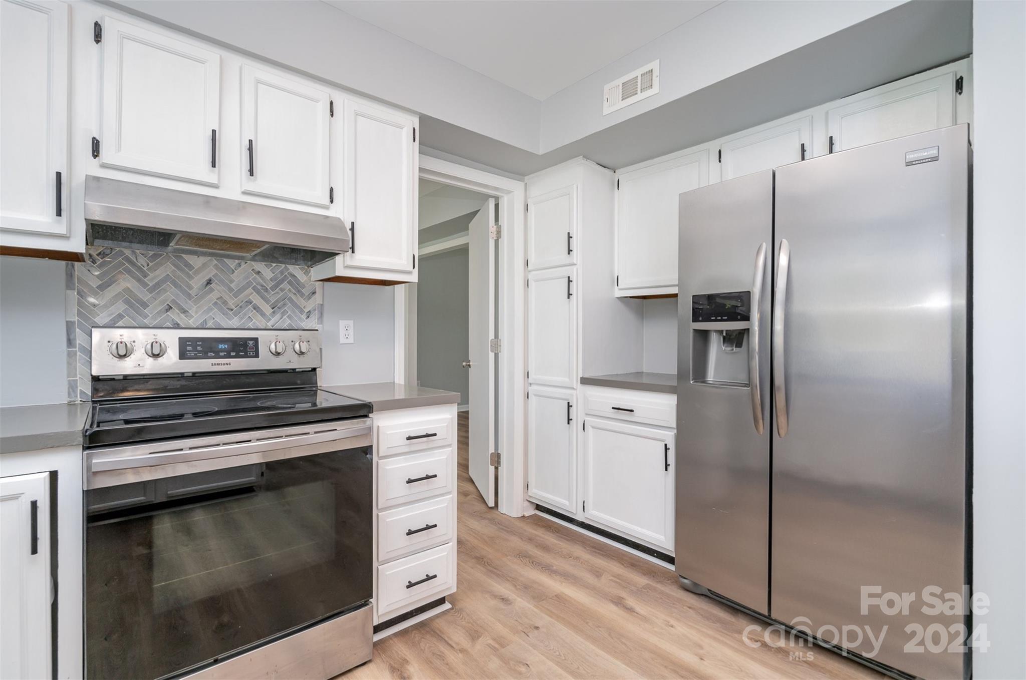 Chestnut Lake - Residential