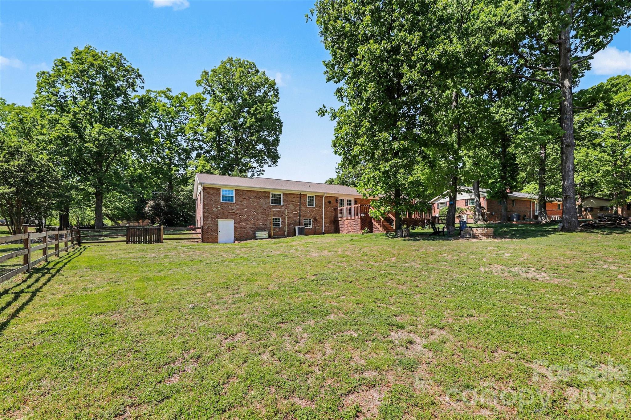 Quail Hollow - Residential