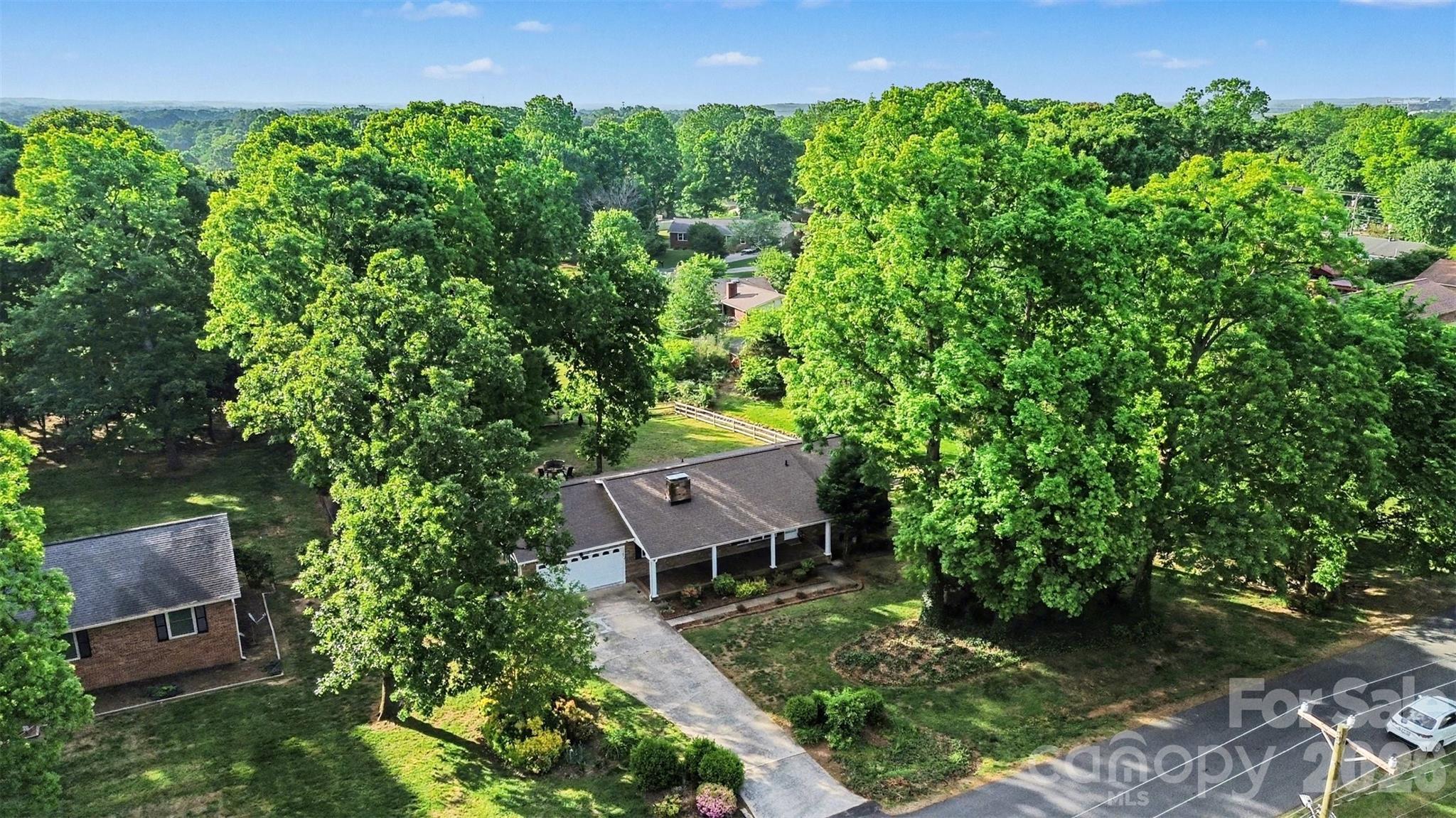 Quail Hollow - Residential