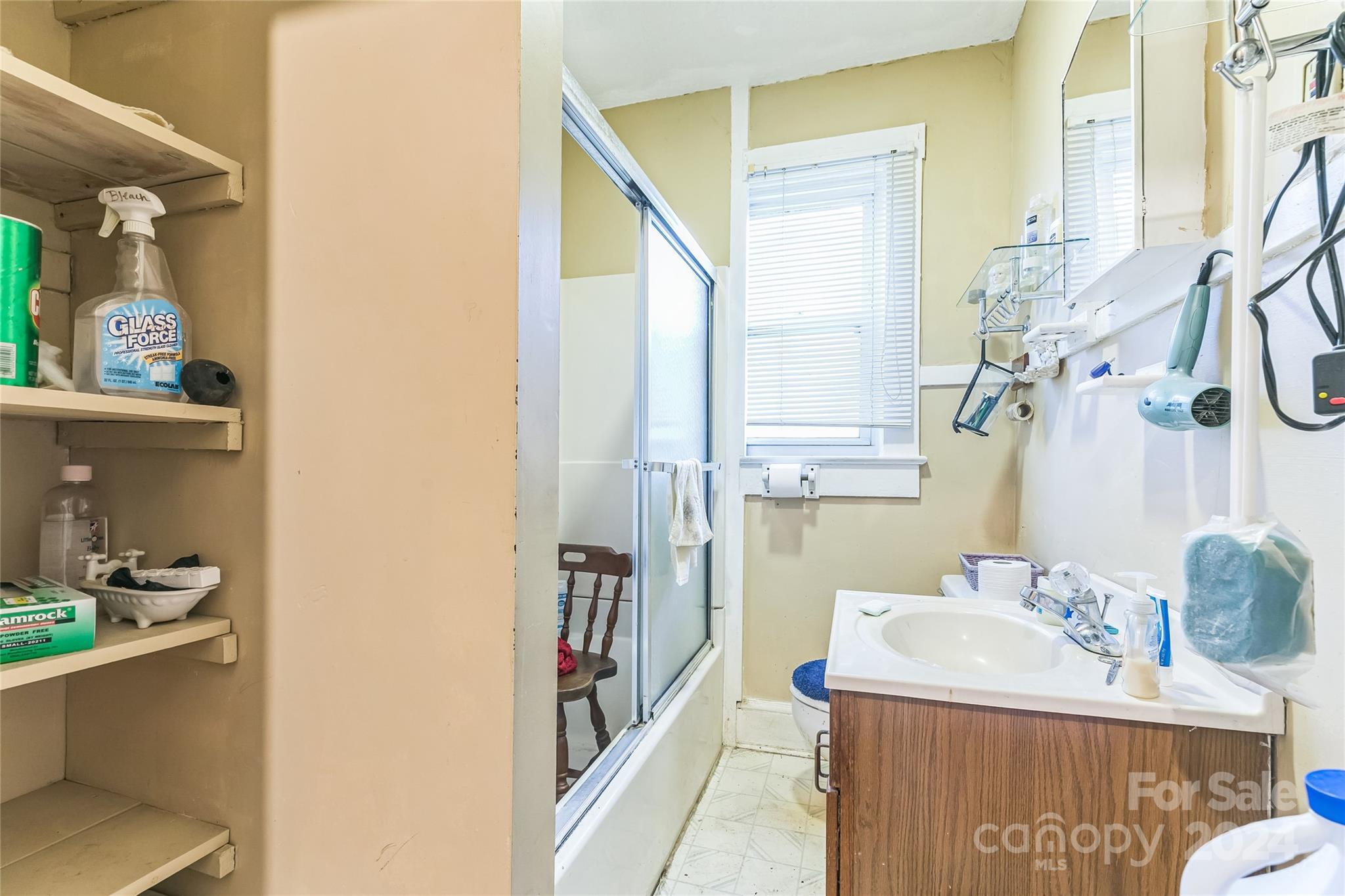 Green and Thrash Lands - Residential