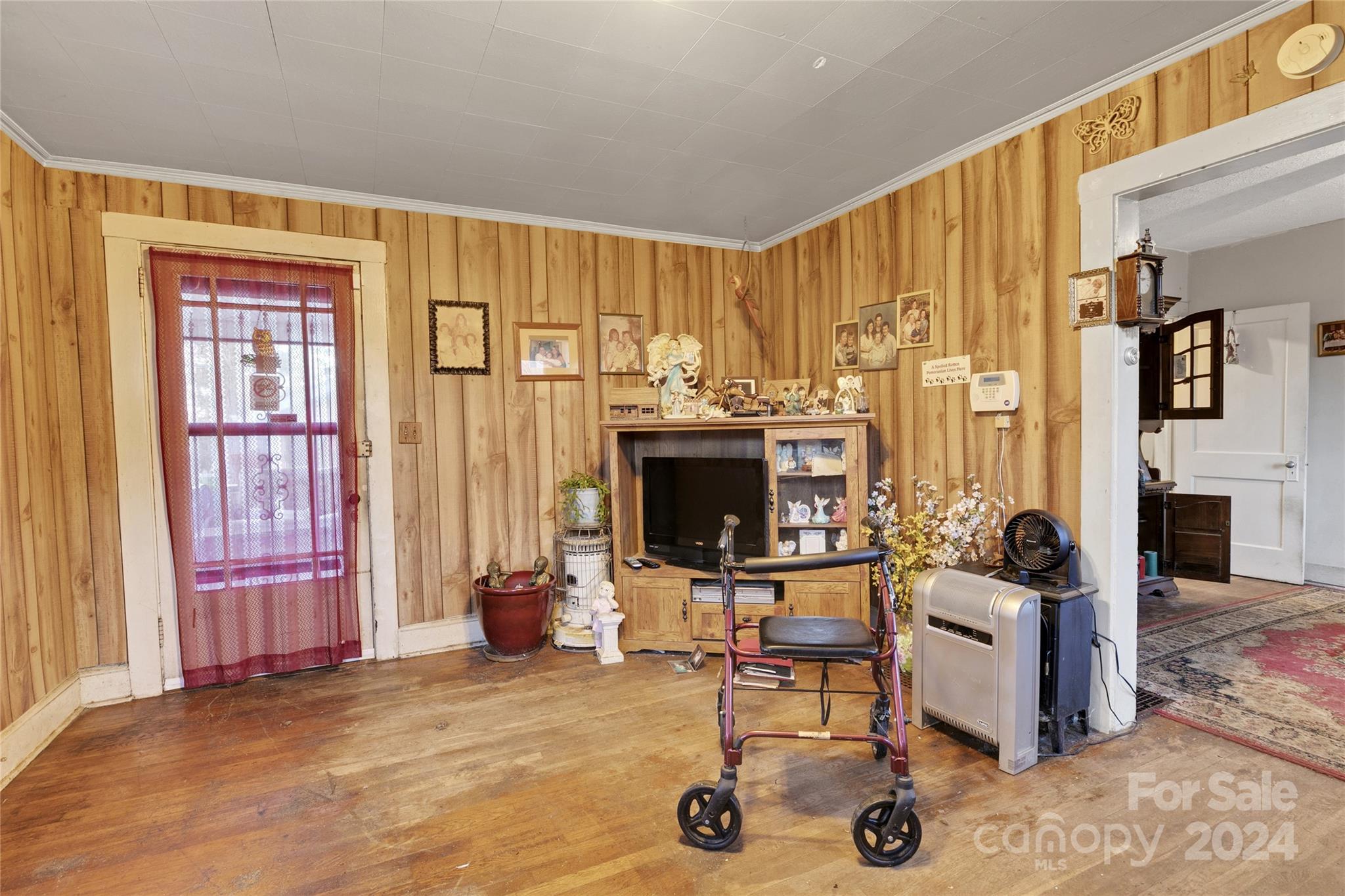 Green and Thrash Lands - Residential