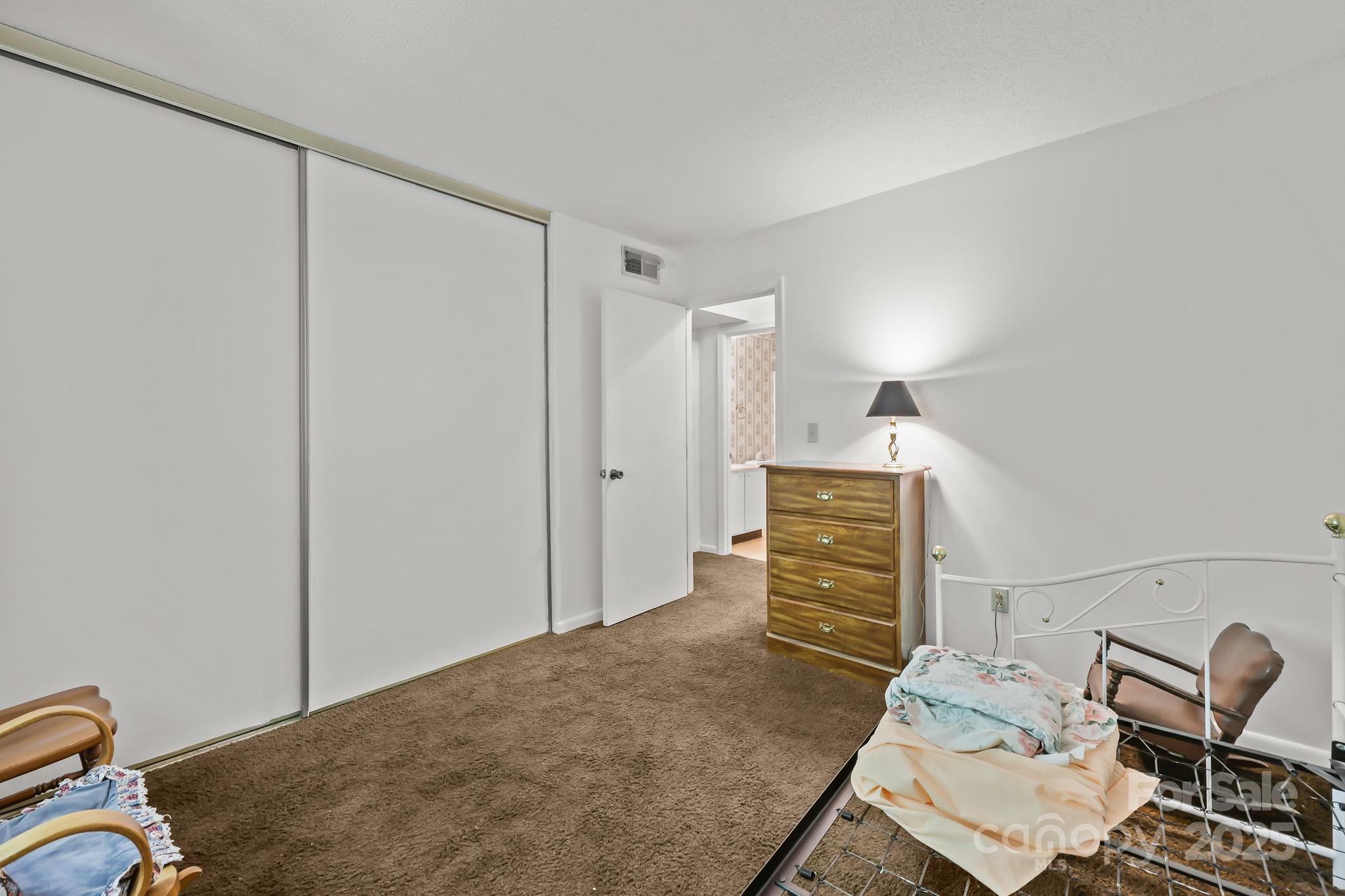 Edgewood Terrace - Residential