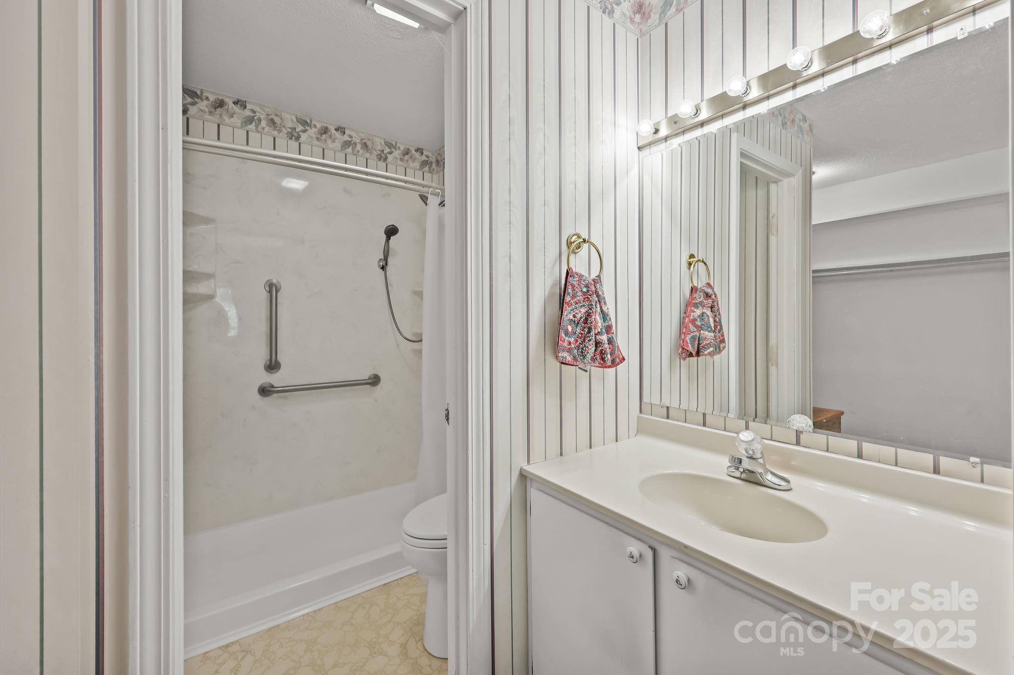 Edgewood Terrace - Residential