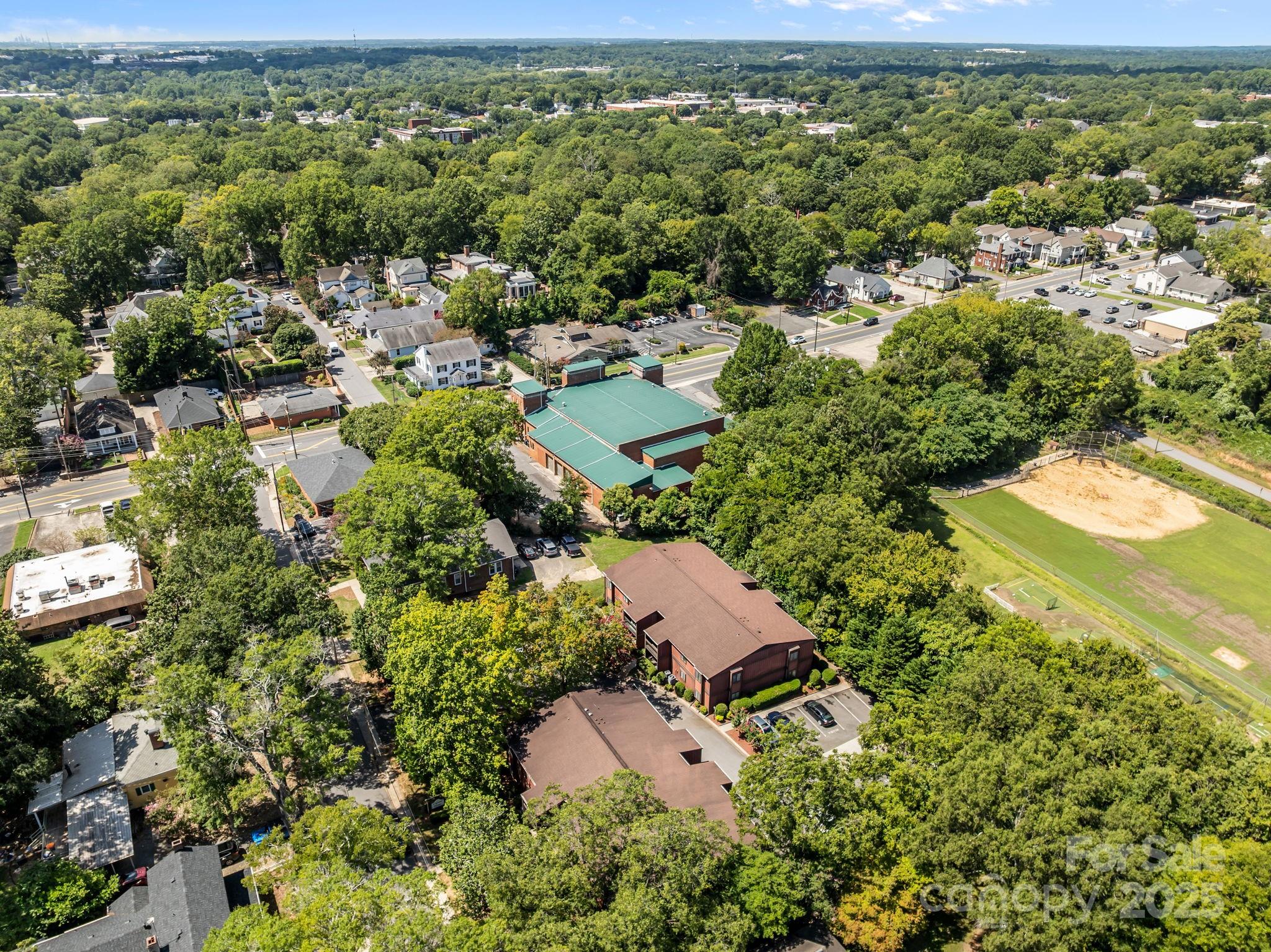 Edgewood Terrace - Residential