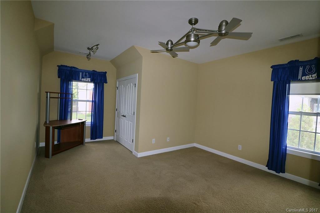 Highland Creek - Residential