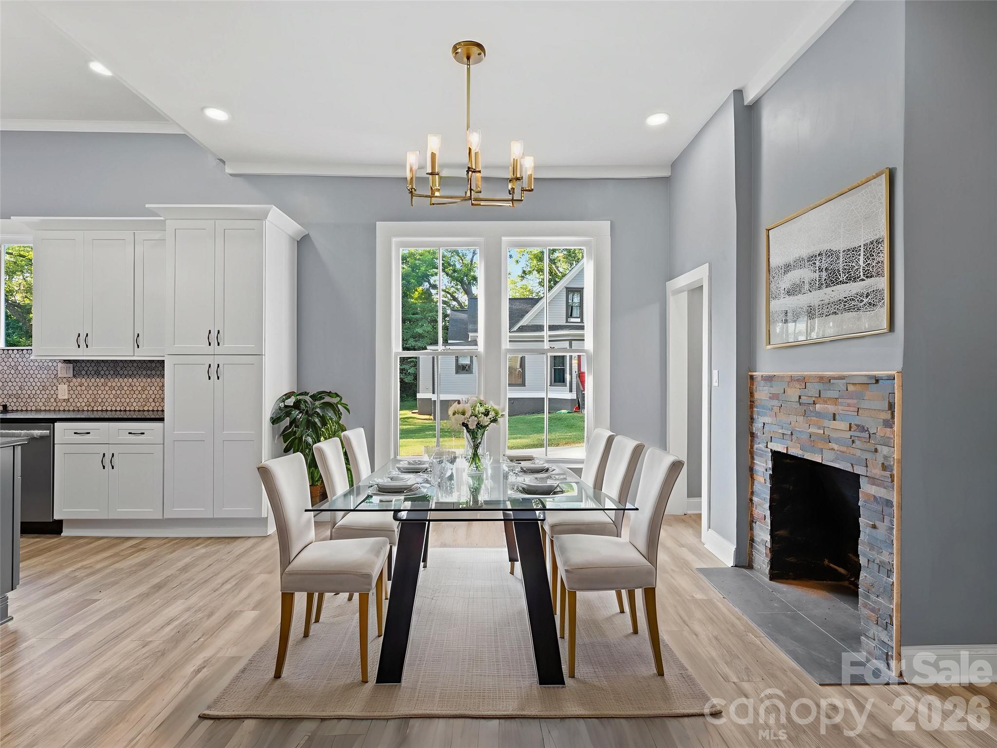 613 S Mulberry Street