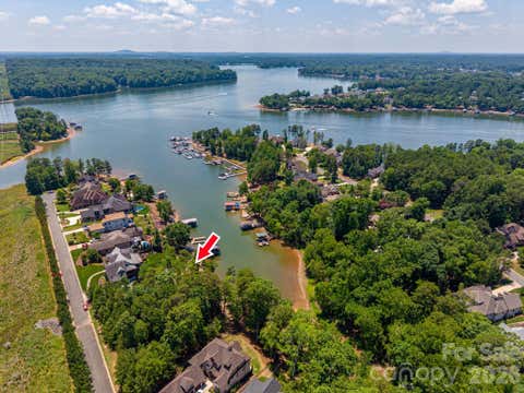 Photo of 6024 Headlands Court, Belmont, NC 28012 (MLS # 4398211)