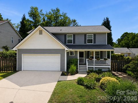 Photo of 14 Grove Garden Avenue, Candler, NC 28715 (MLS # 4393185)