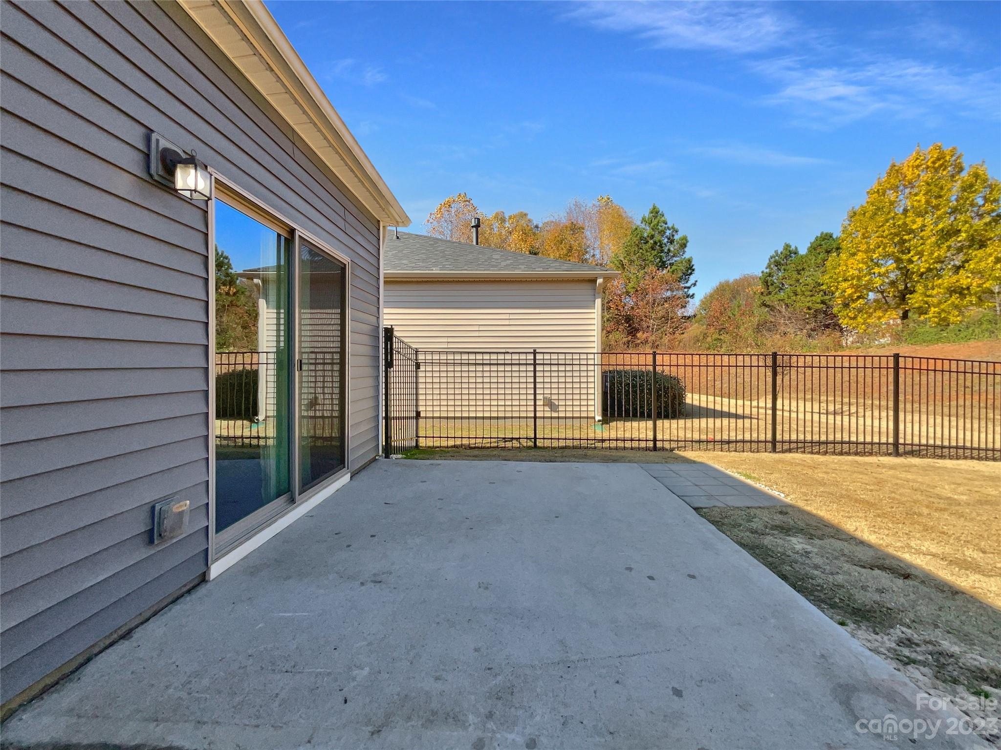 Larkhaven Hills - Residential