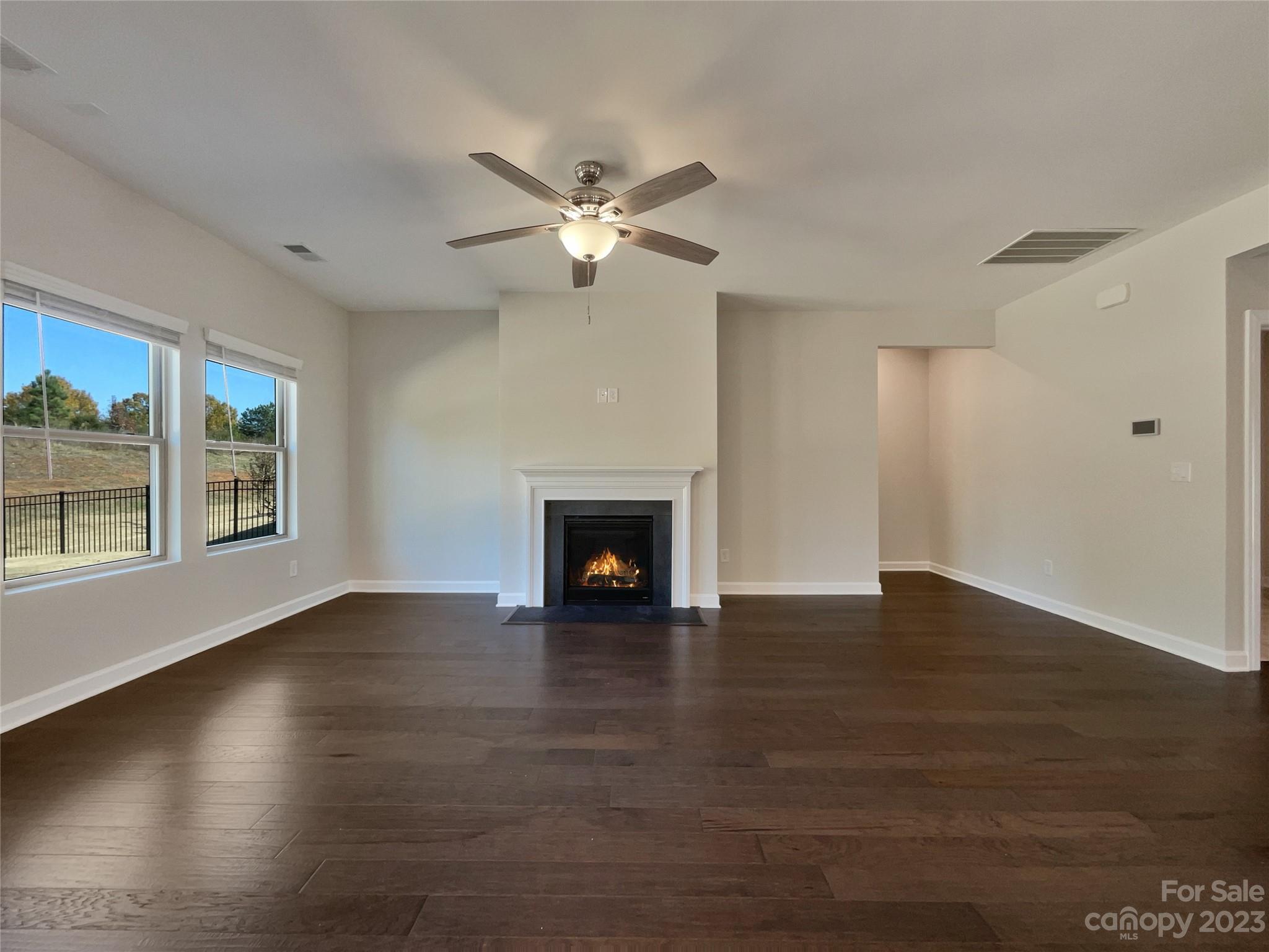 Larkhaven Hills - Residential