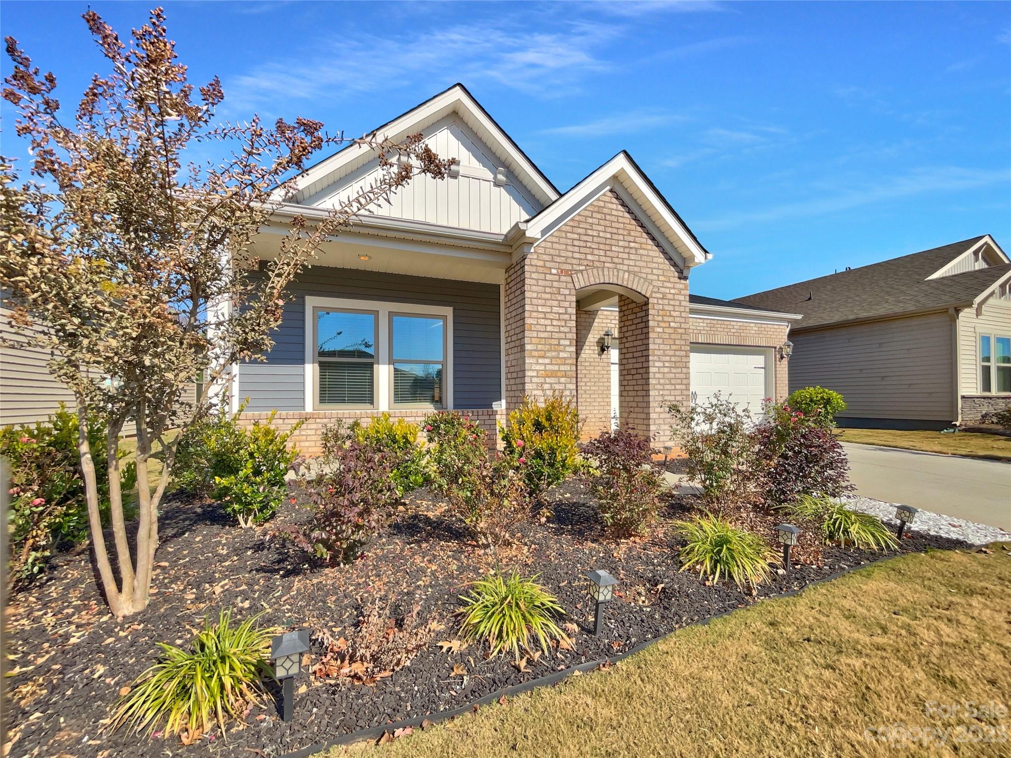 Larkhaven Hills - Residential