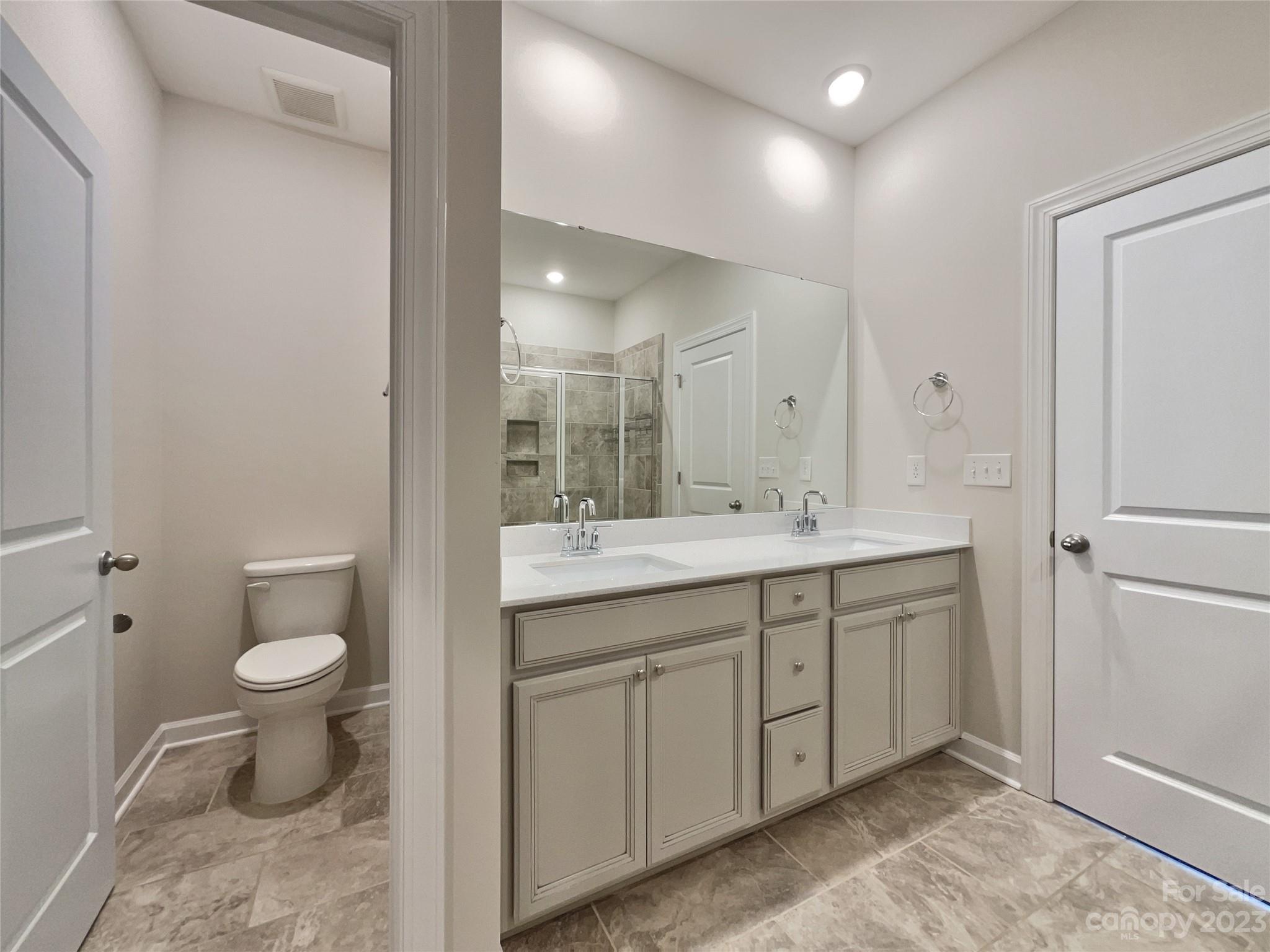 Larkhaven Hills - Residential