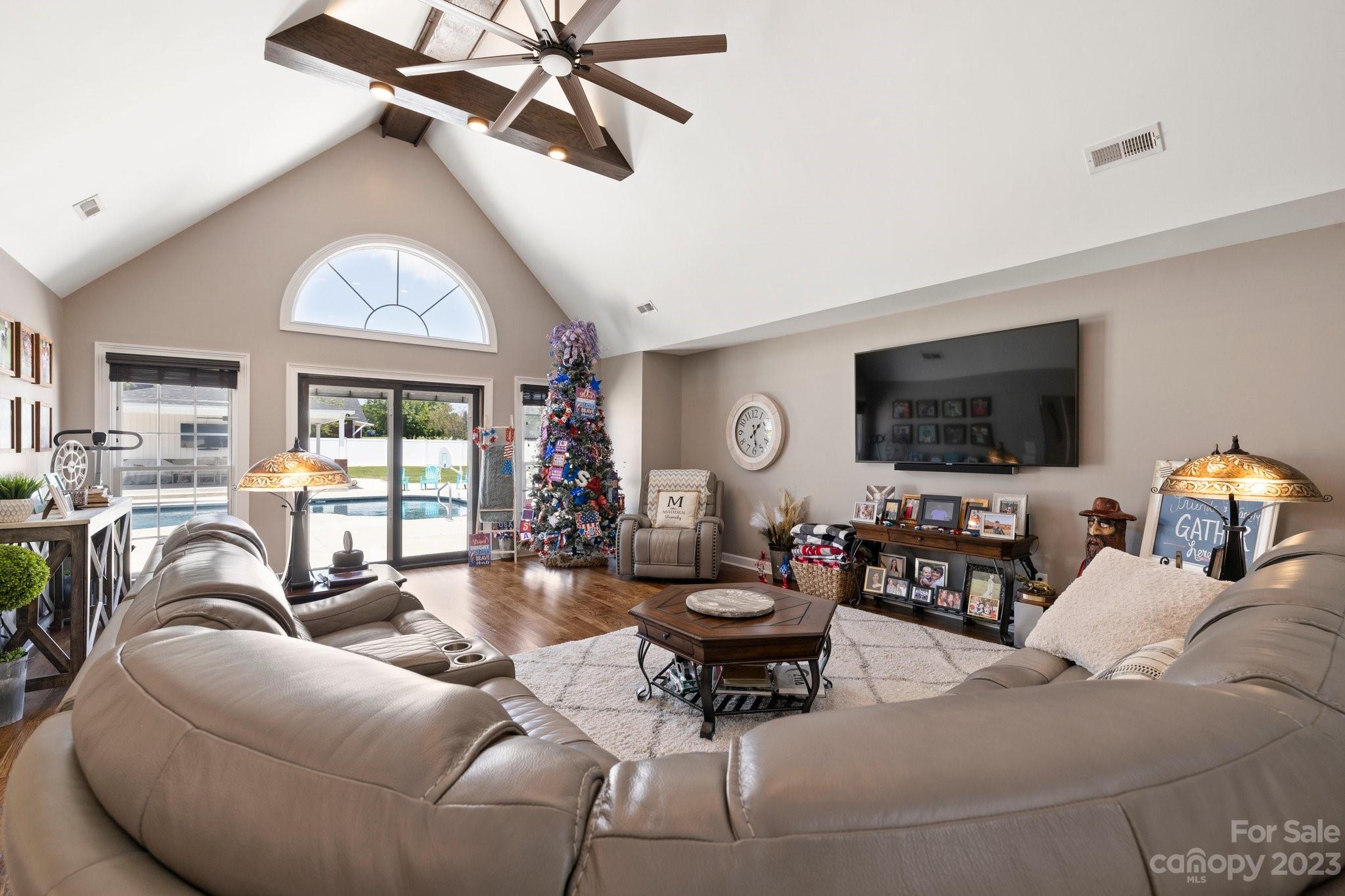 Plantation Pointe - Residential