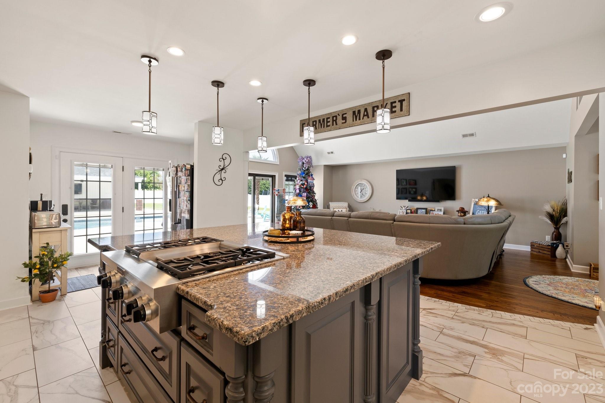 Plantation Pointe - Residential