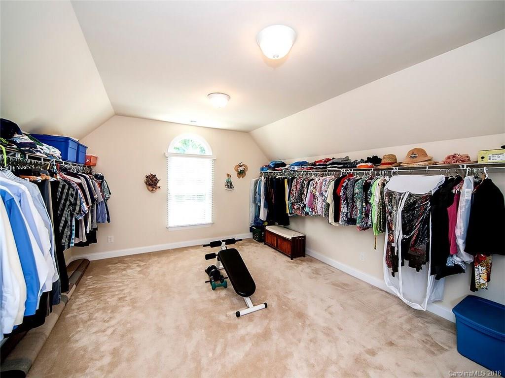 Lake Shore - Residential