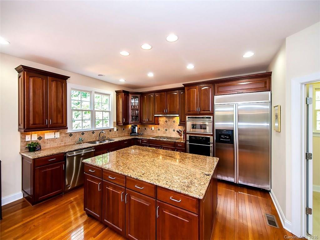 Lake Shore - Residential